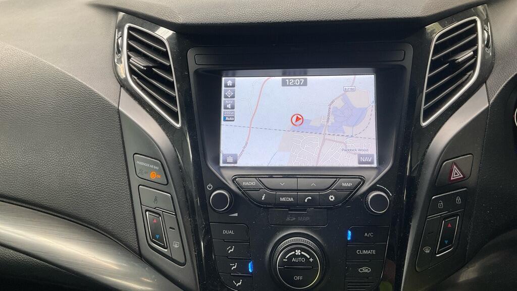 Hyundai I40 view 13