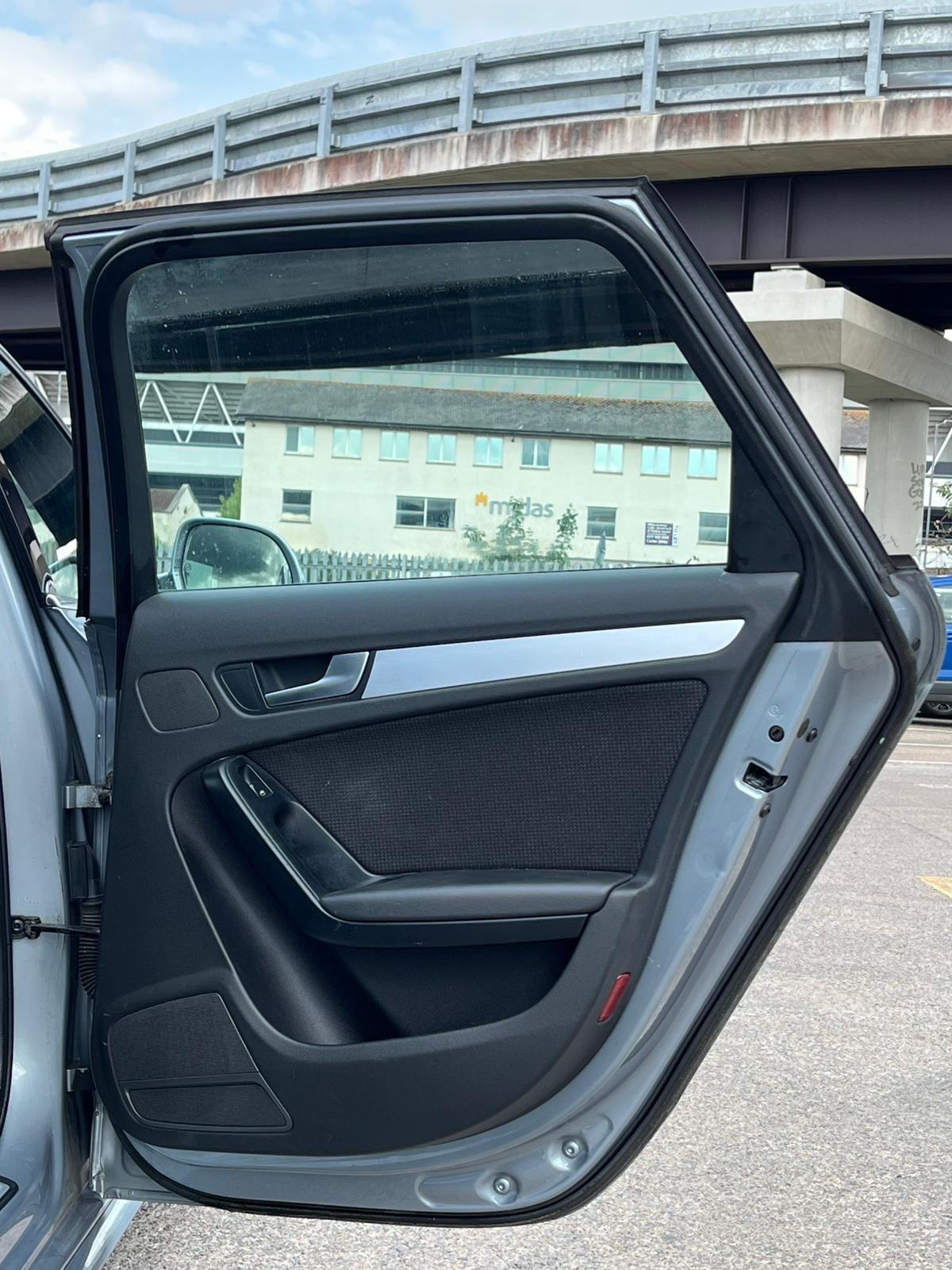 Audi A4 view 39