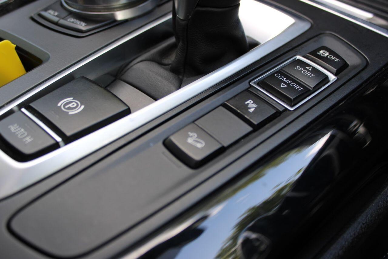 BMW X5 view 37