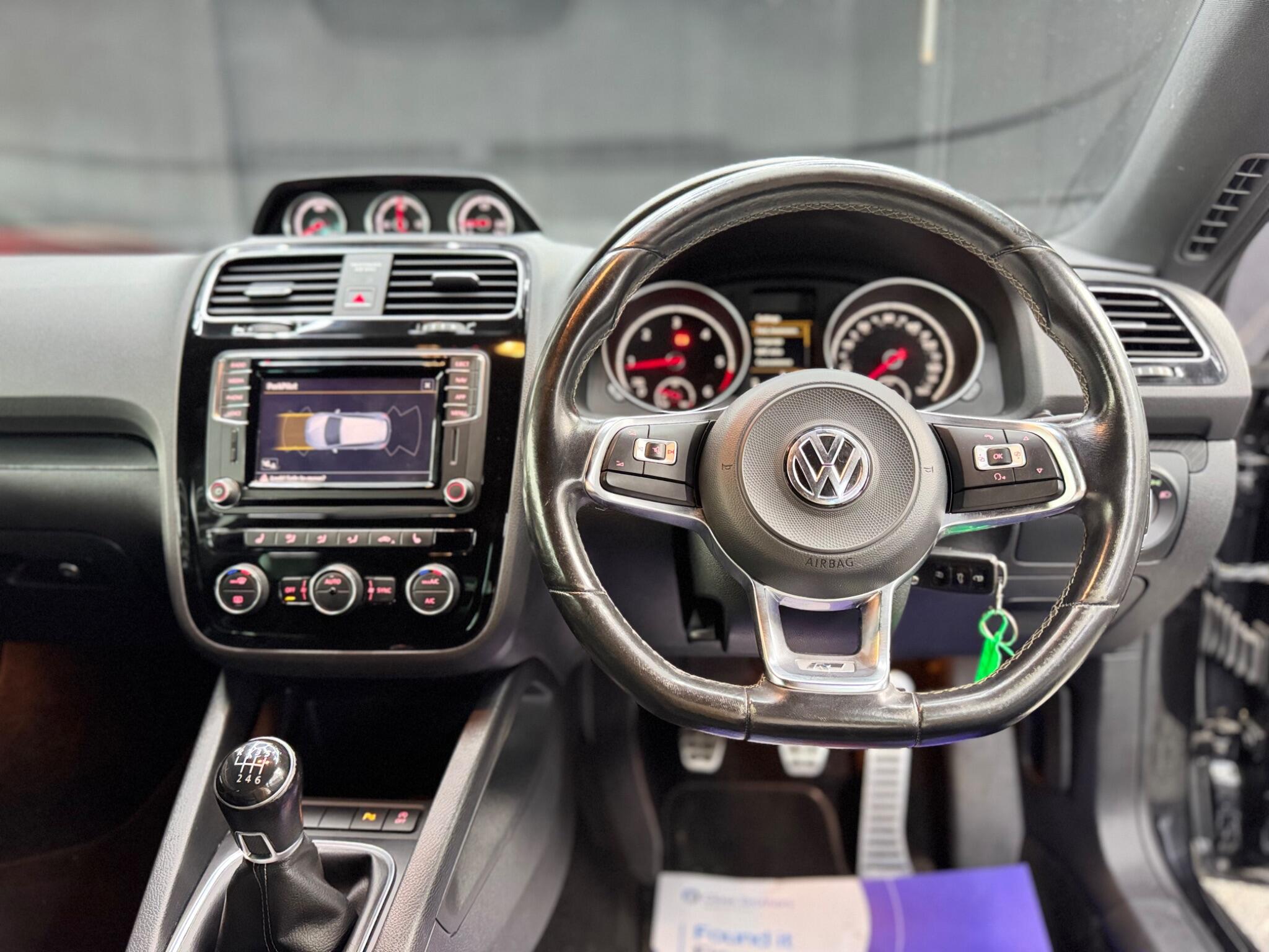 Volkswagen Scirocco view 32