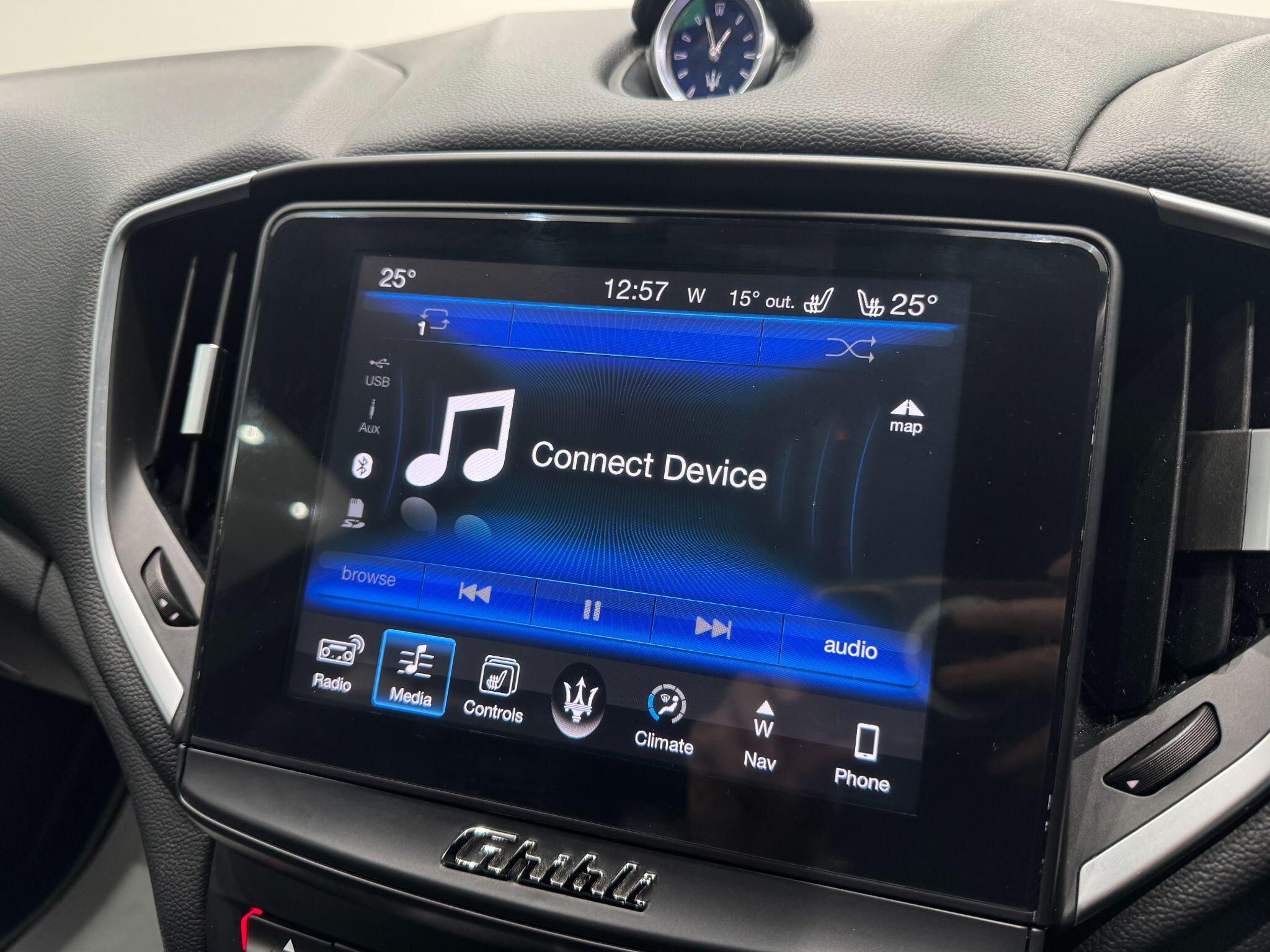 Maserati Ghibli view 31