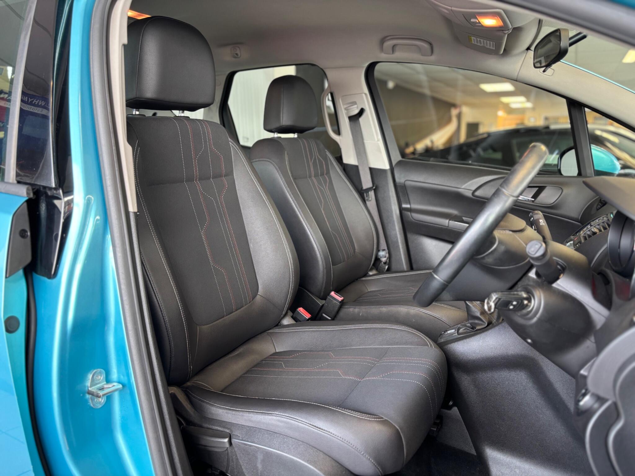 Vauxhall Meriva view 12