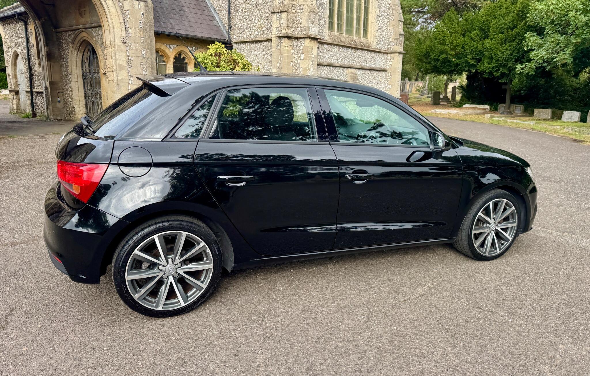 Audi A1 view 22