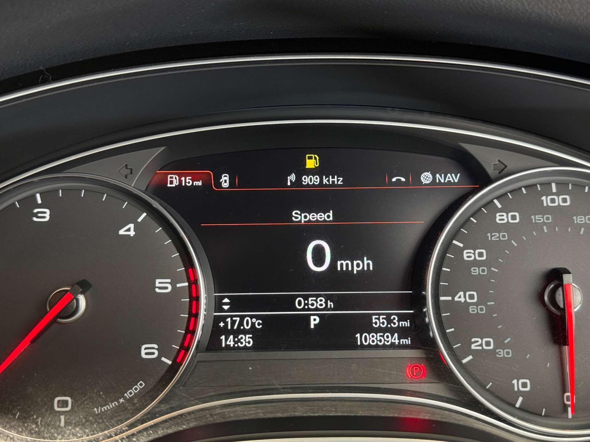 Audi A6 view 30