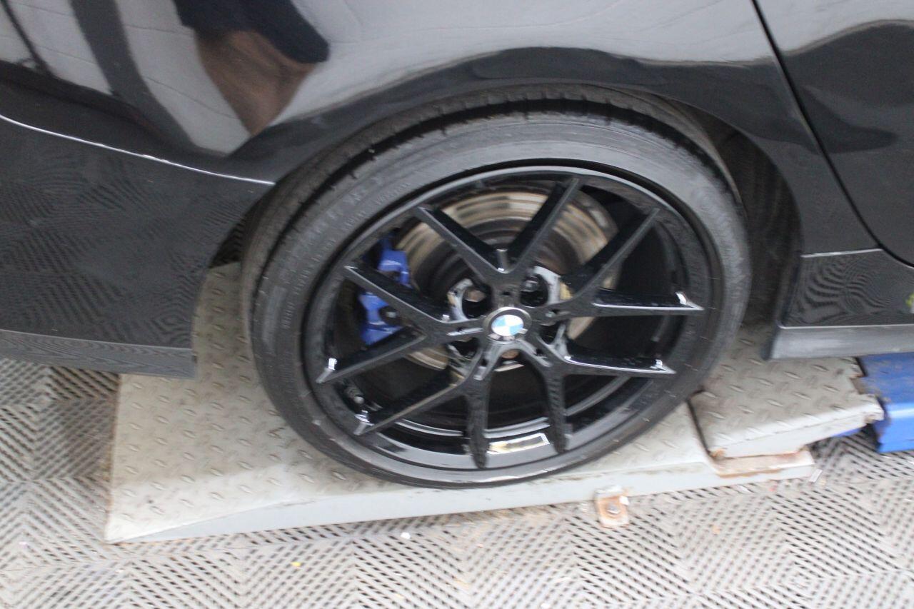BMW 2 Series view 9