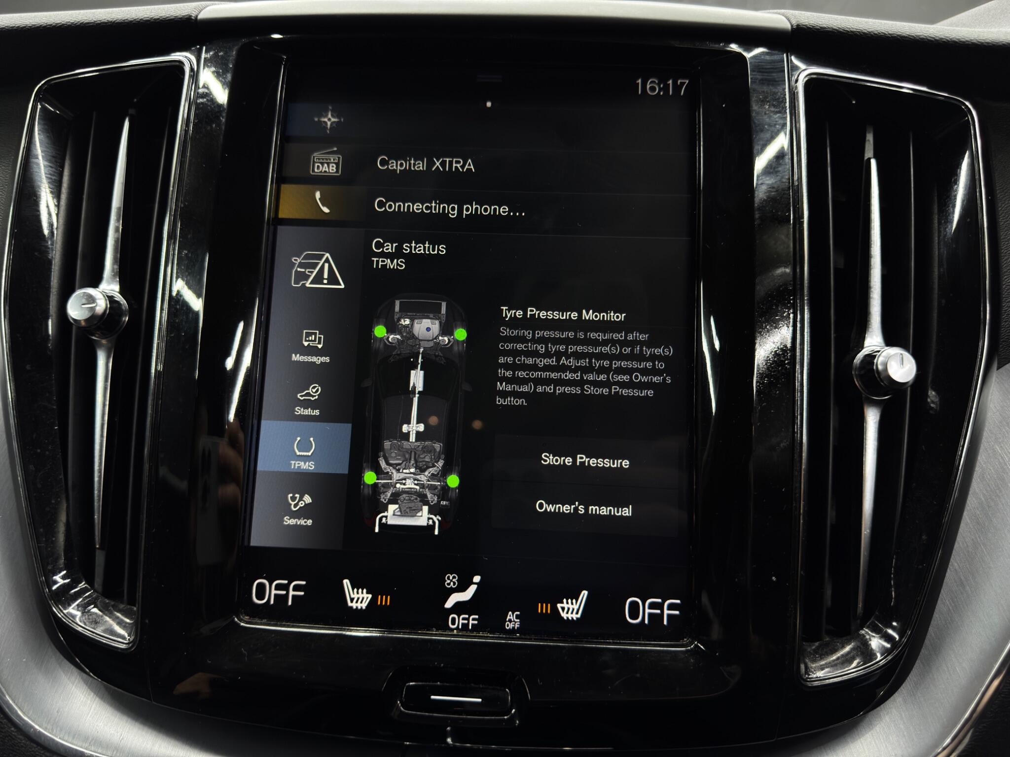 Volvo XC60 view 32