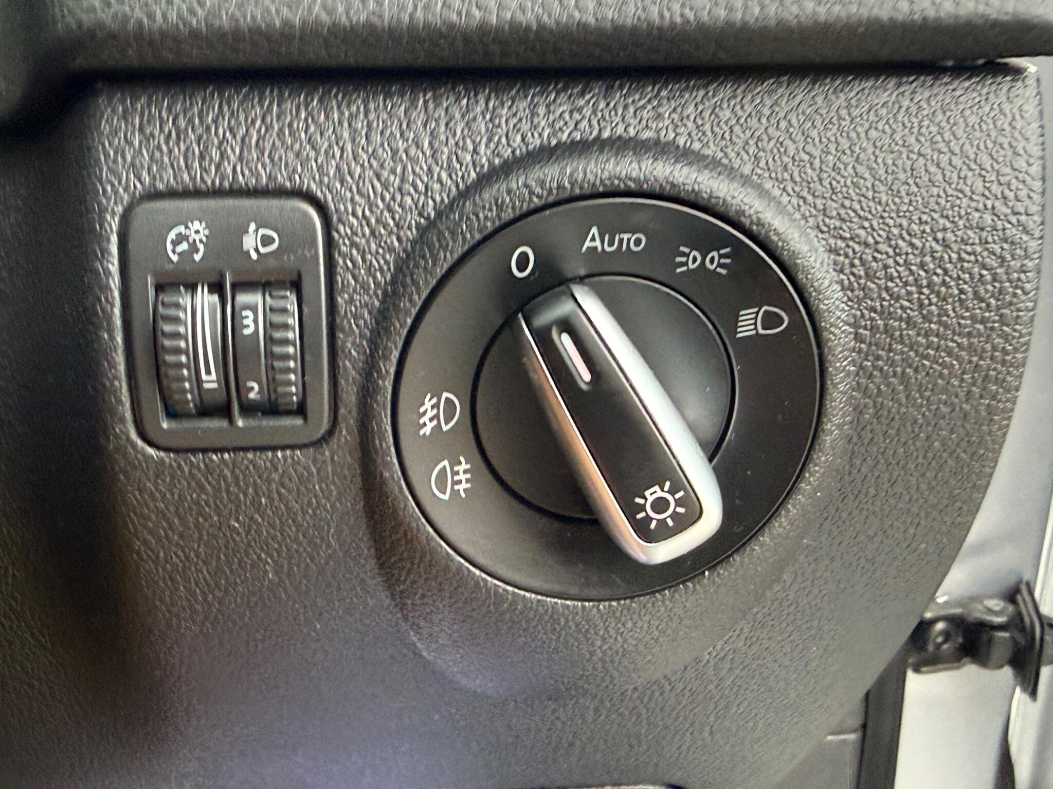 Volkswagen Tiguan view 35