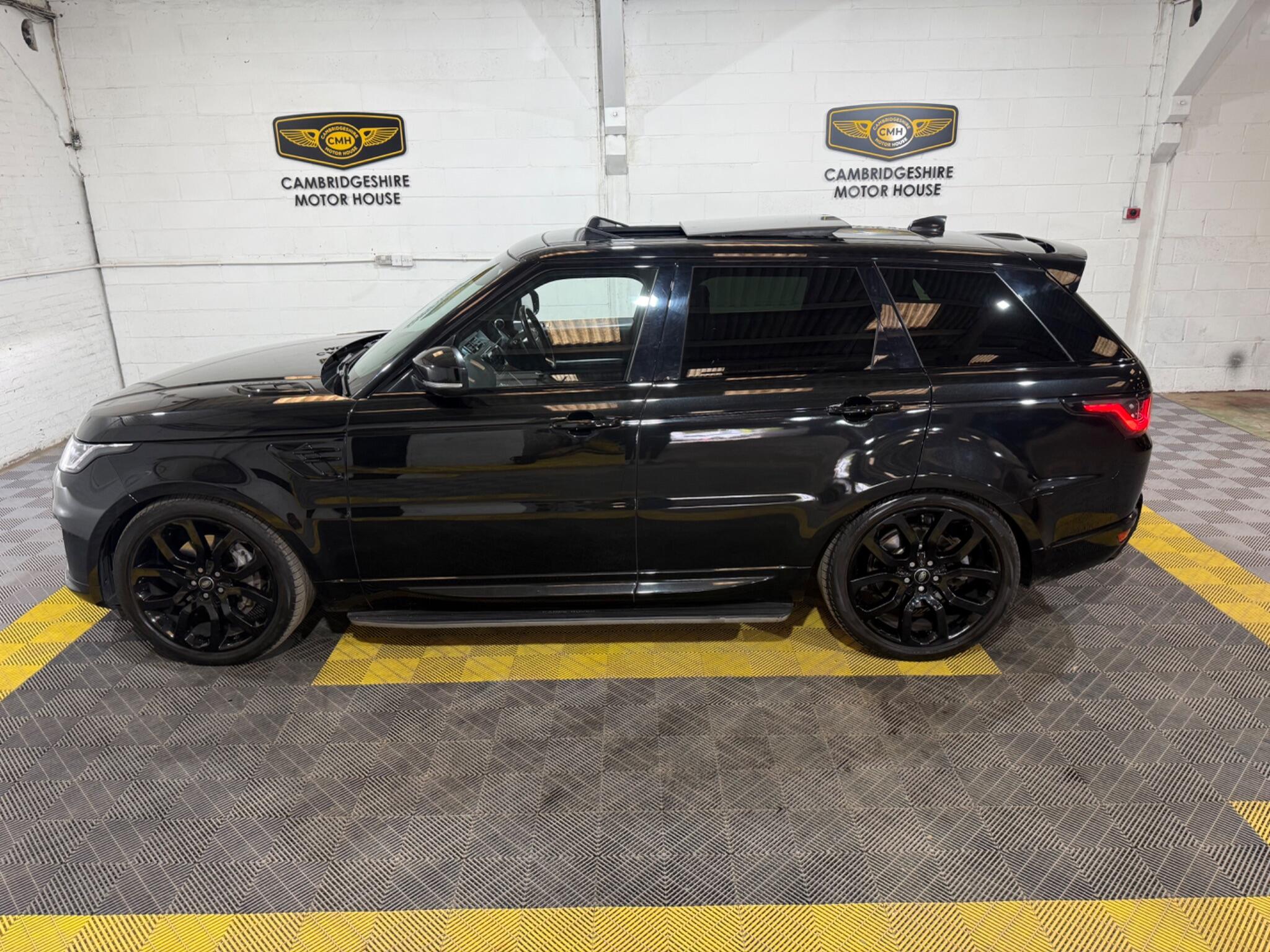 Land Rover Range Rover Sport view 8