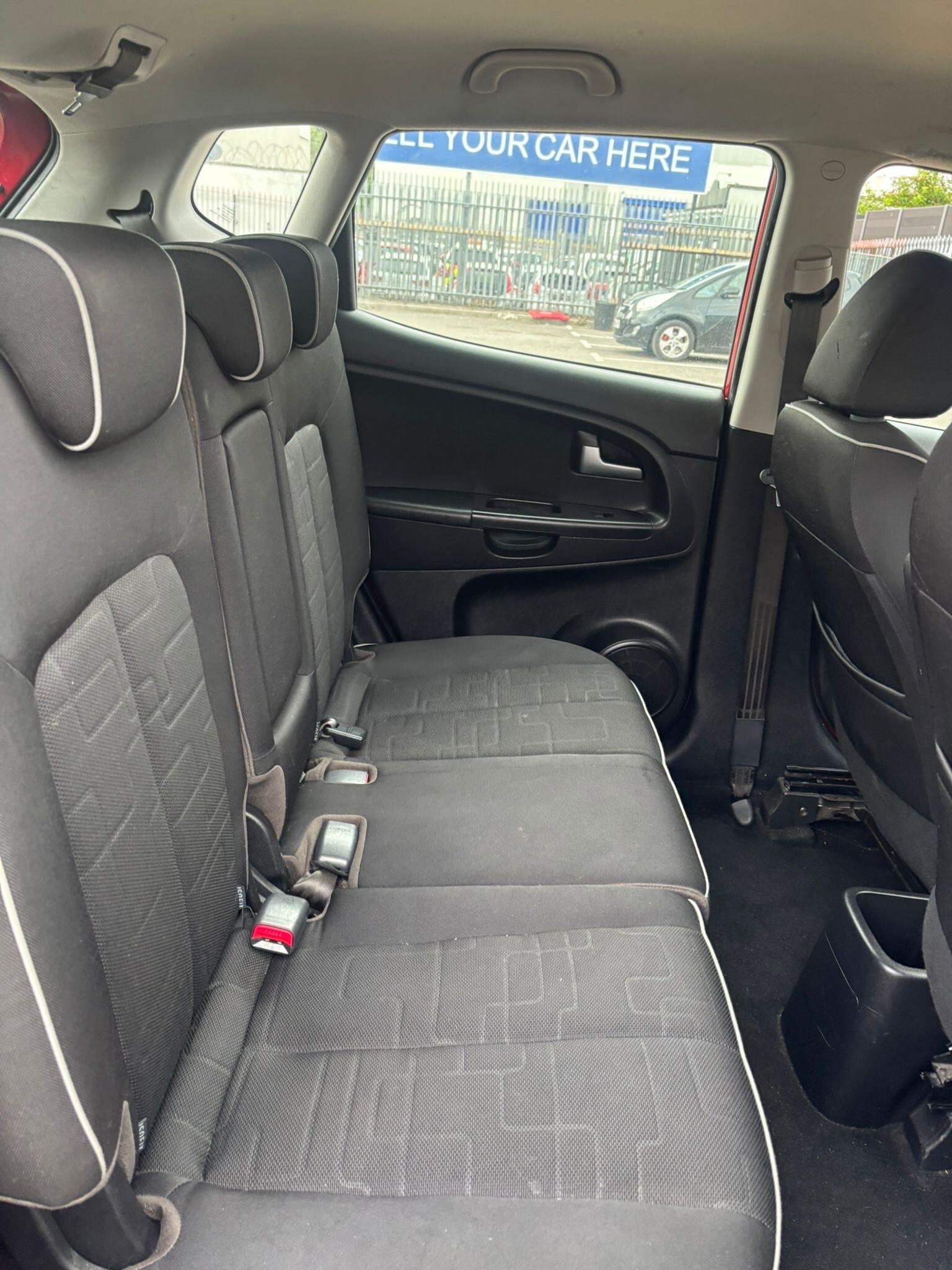 Kia Venga view 27