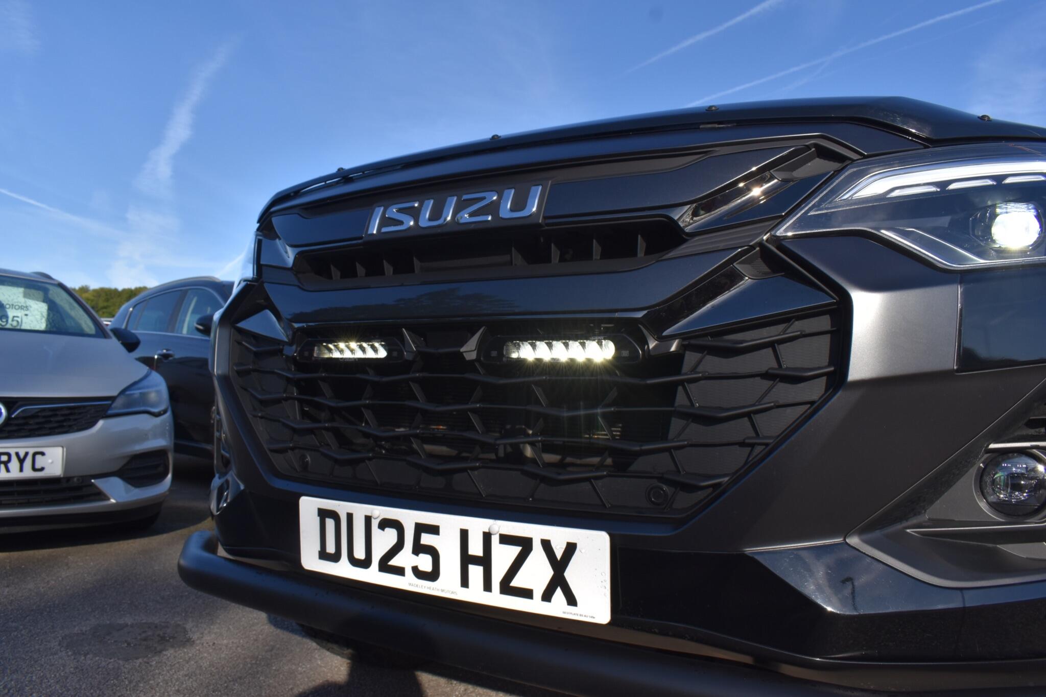 D-Max - 1.9 TD V-Cross Auto 4WD Euro 6 (s/s) 4dr - Image 5