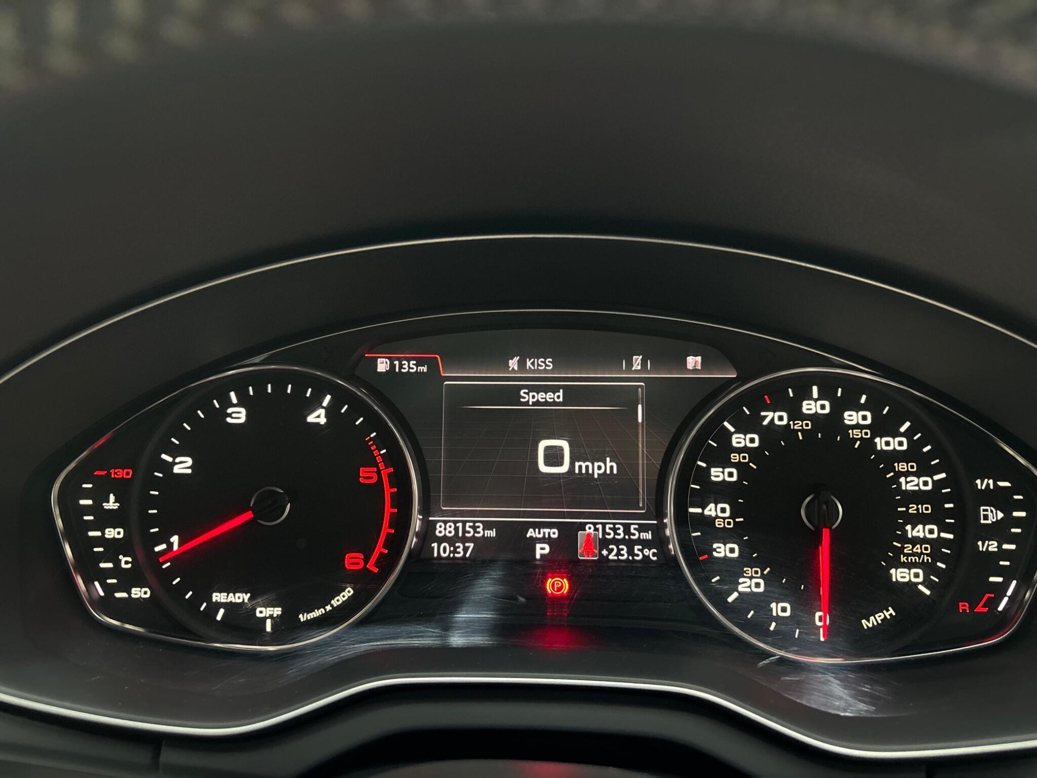 Audi Q5 view 30