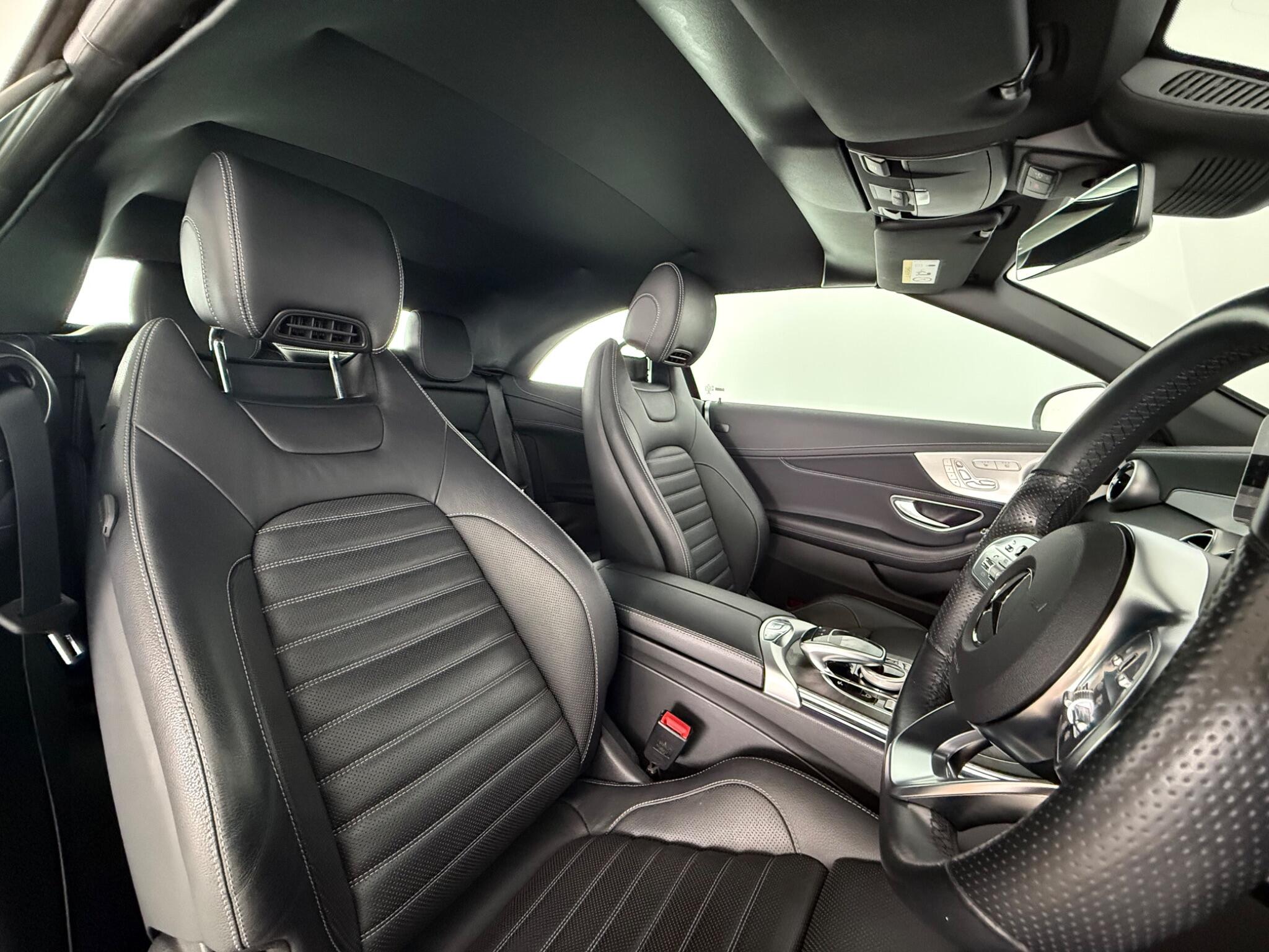 Mercedes-Benz C-Class view 34