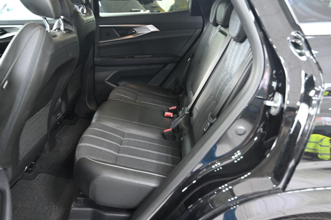 Renault Austral view 16