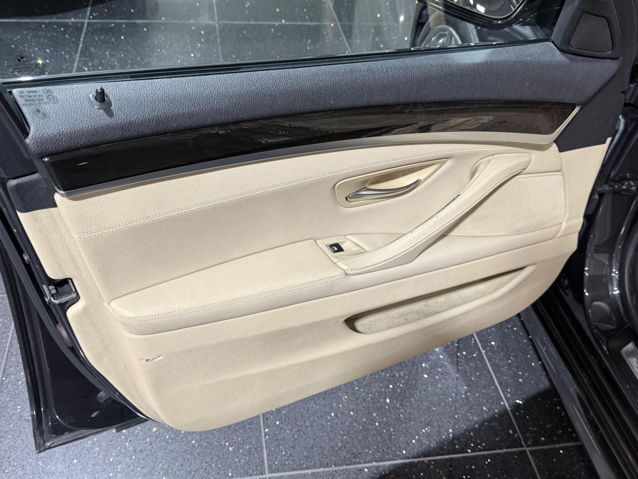 BMW 5 Series view 56