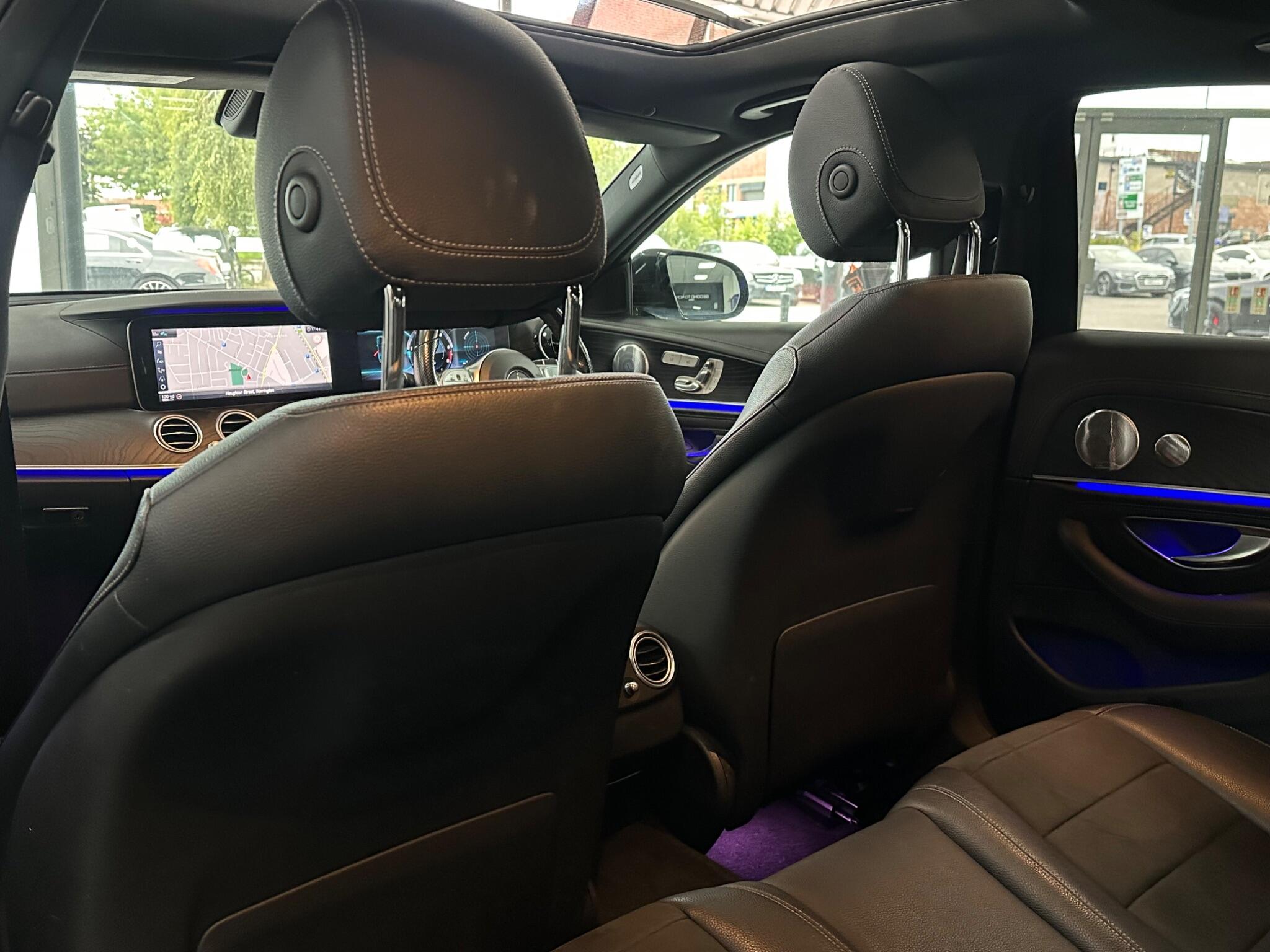 Mercedes-Benz E Class view 36
