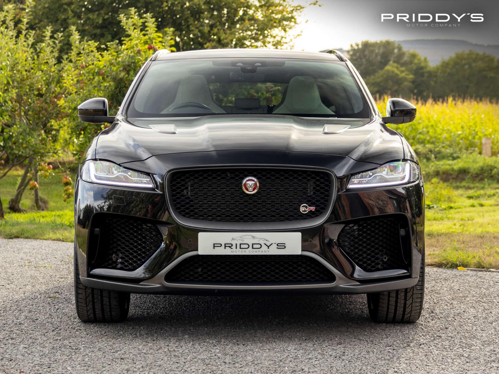 Jaguar F-Pace view 2