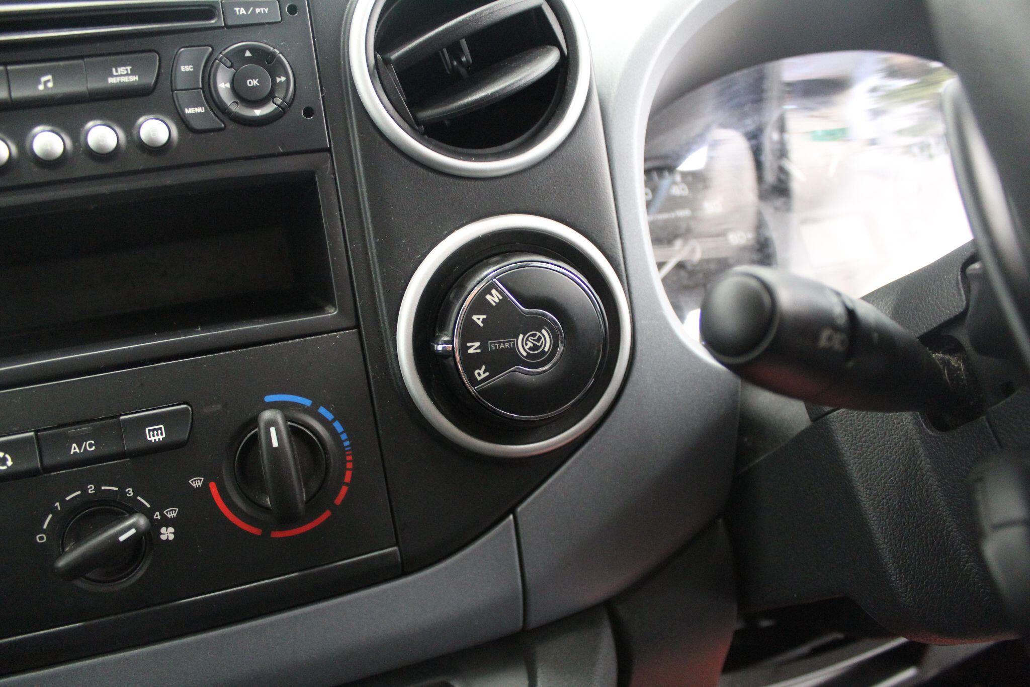Citroen Berlingo view 38