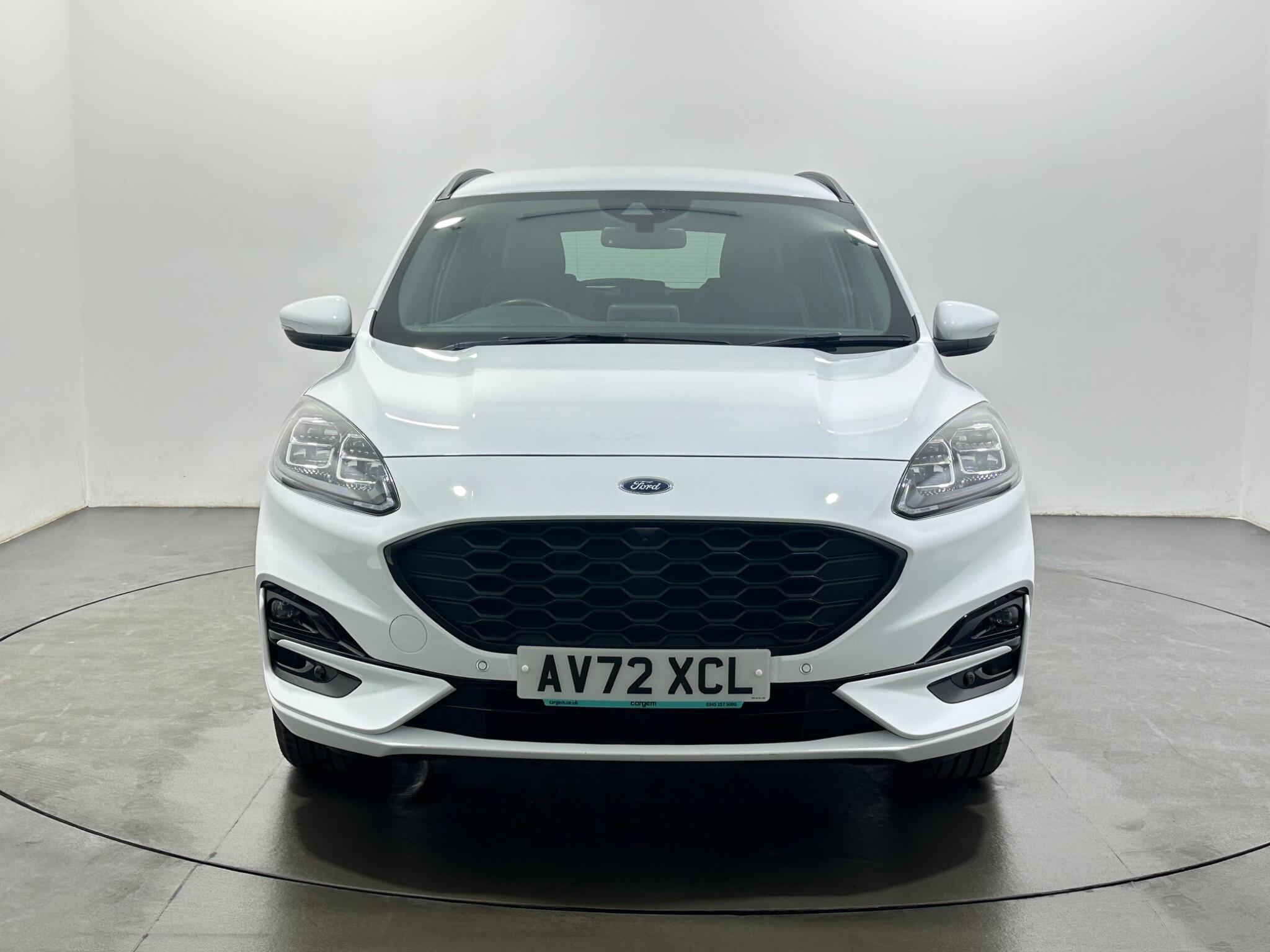 Ford Kuga view 3