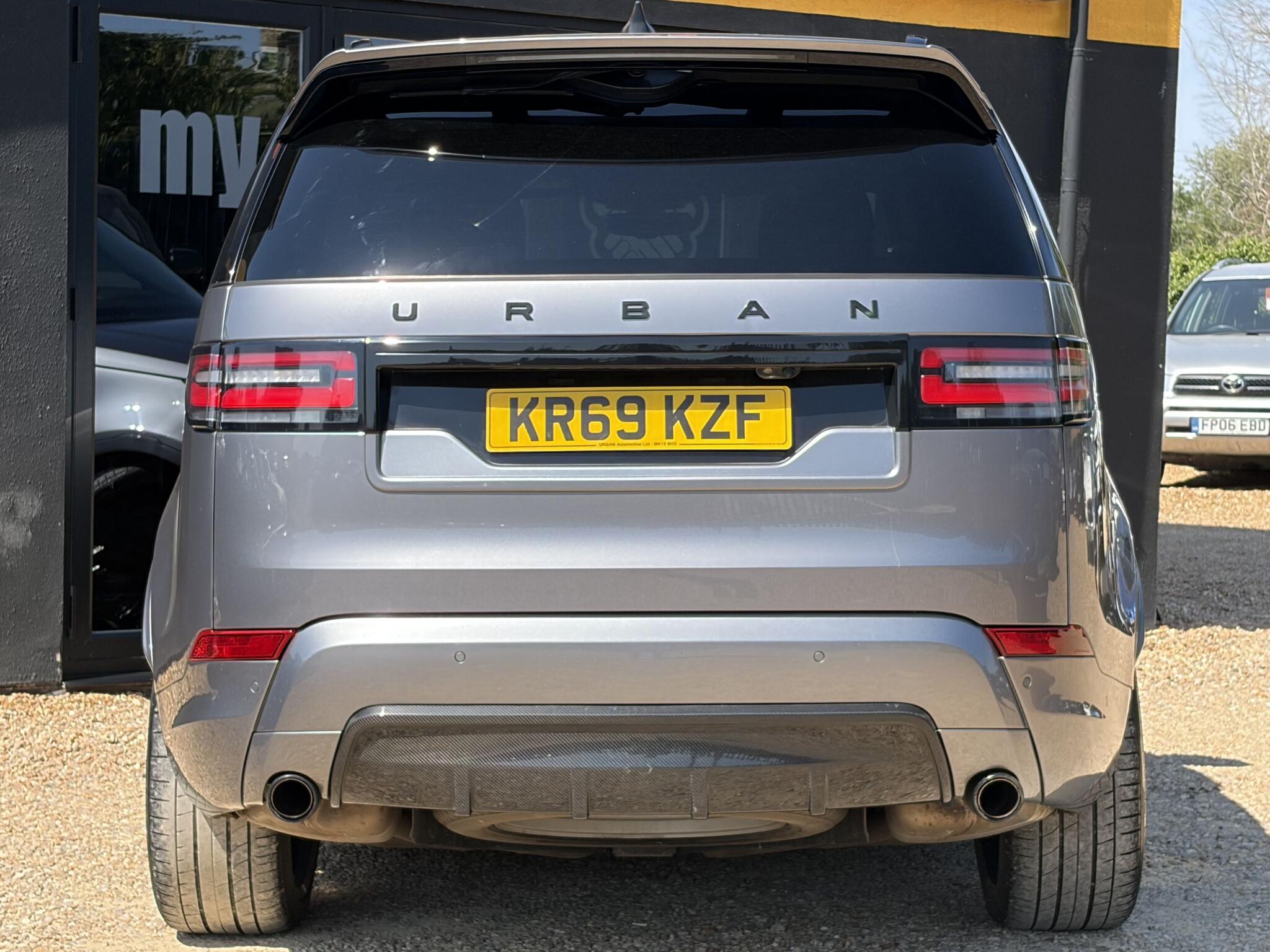 Land Rover Discovery 3 view 10