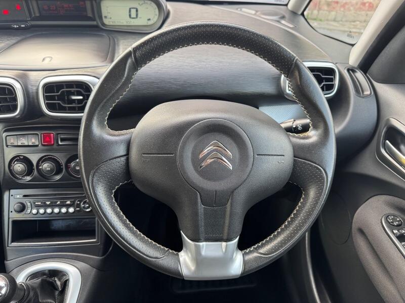 Citroen C3 Picasso view 26