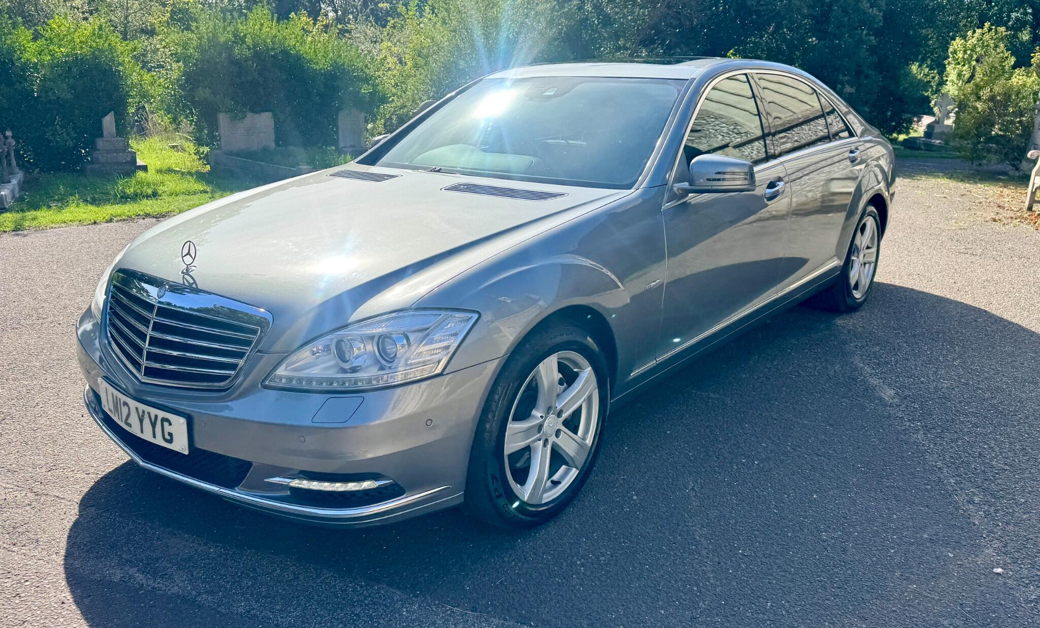 Mercedes-Benz S-Class view 10