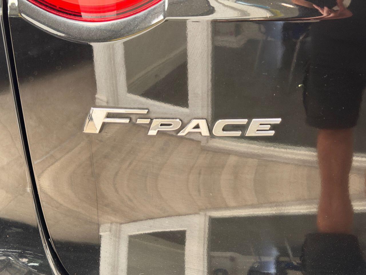 Jaguar F-Pace view 35