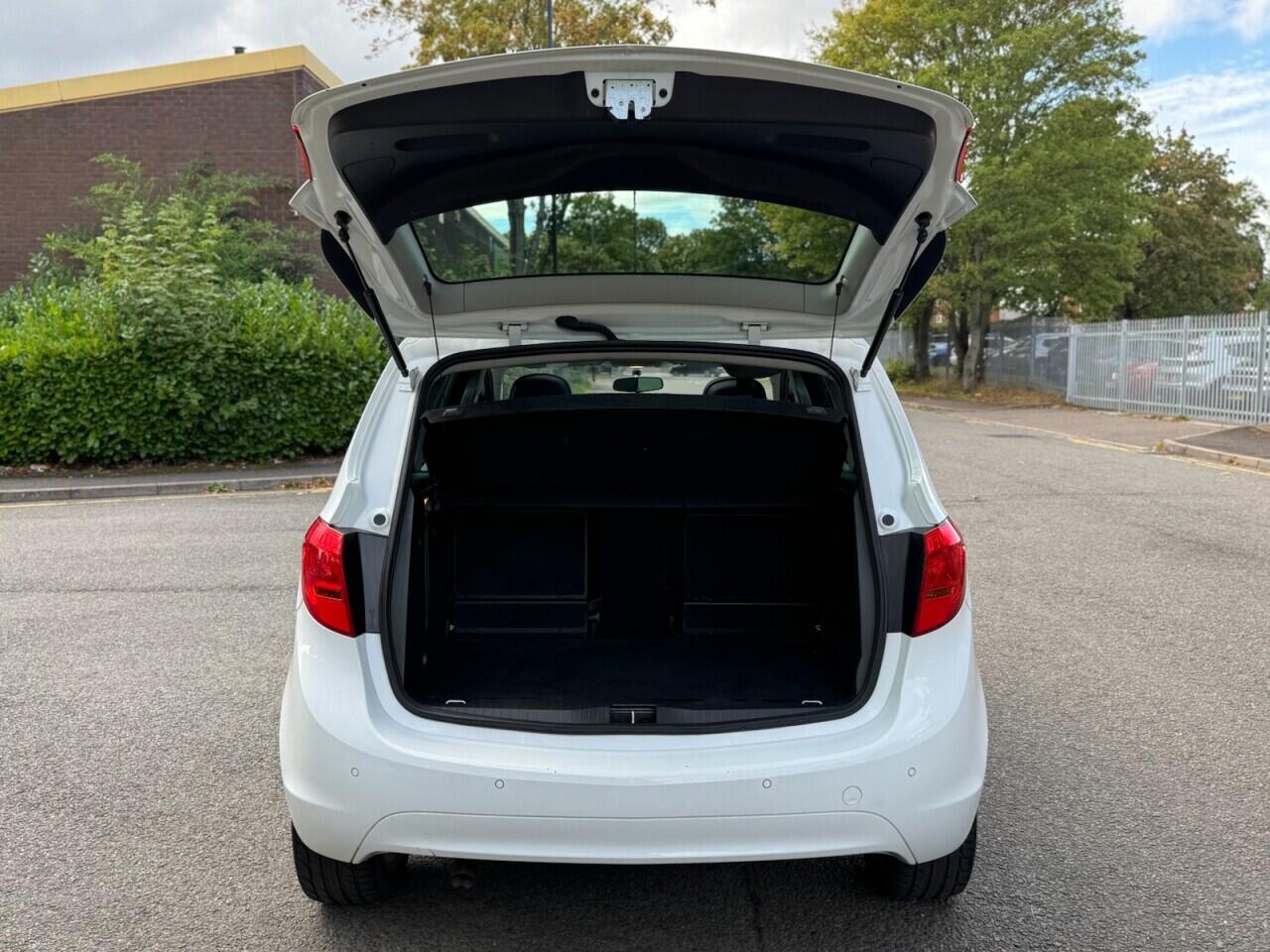 Vauxhall Meriva view 34