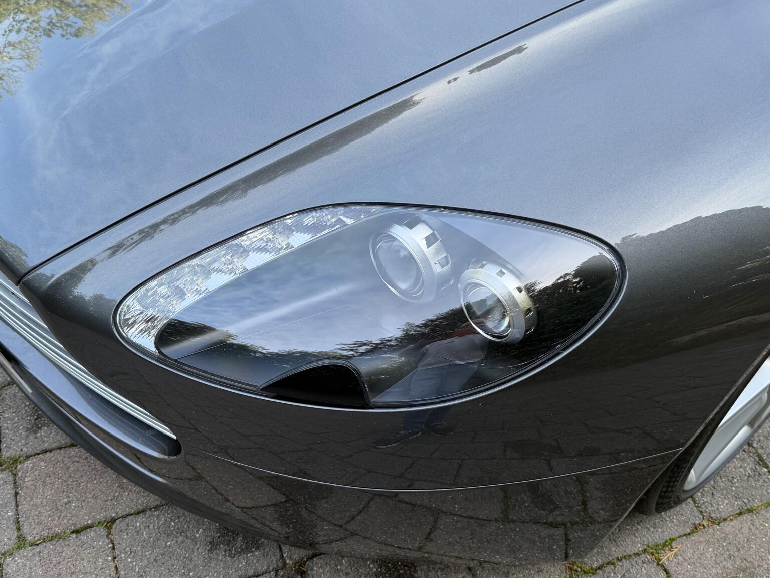 Aston Martin Vantage view 11