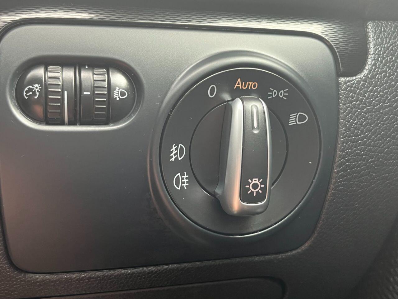 Volkswagen Scirocco view 25
