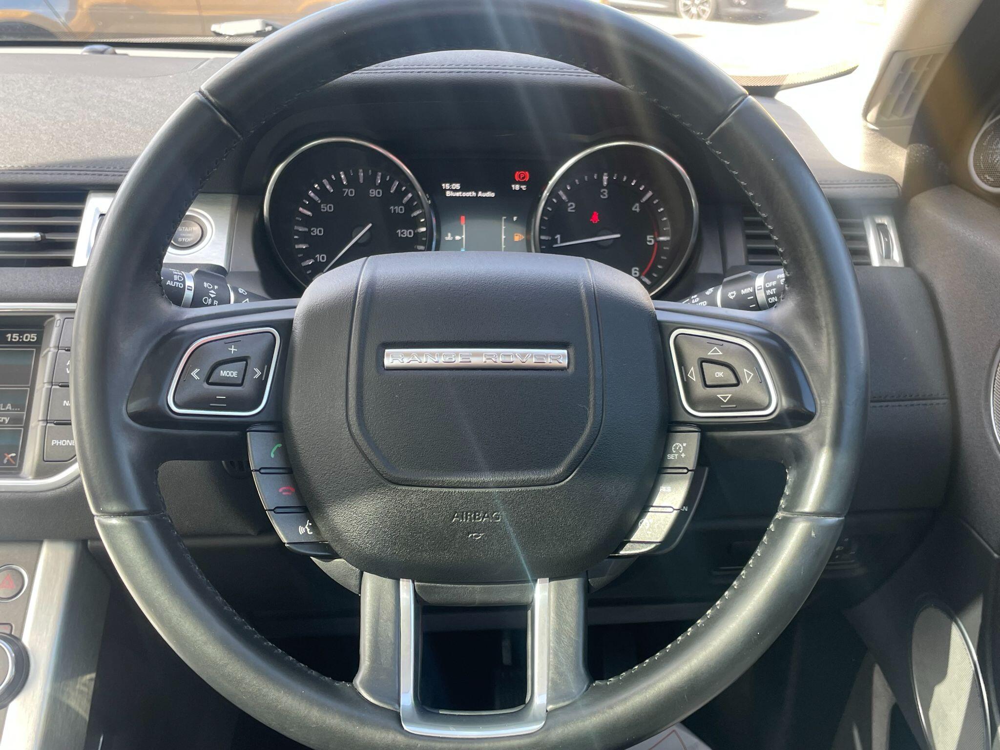 Land Rover Range Rover Evoque view 32