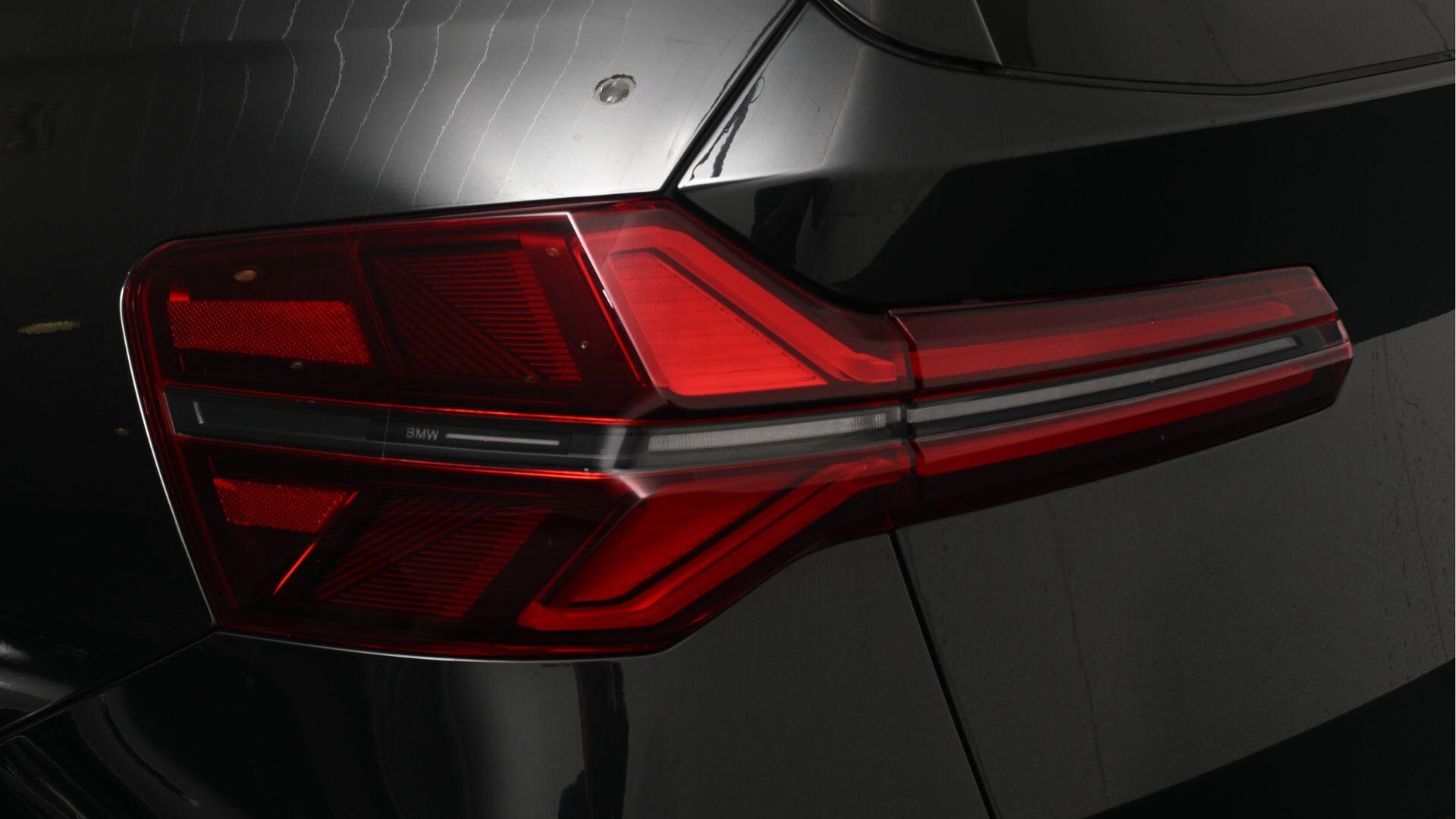 BMW X3 view 21