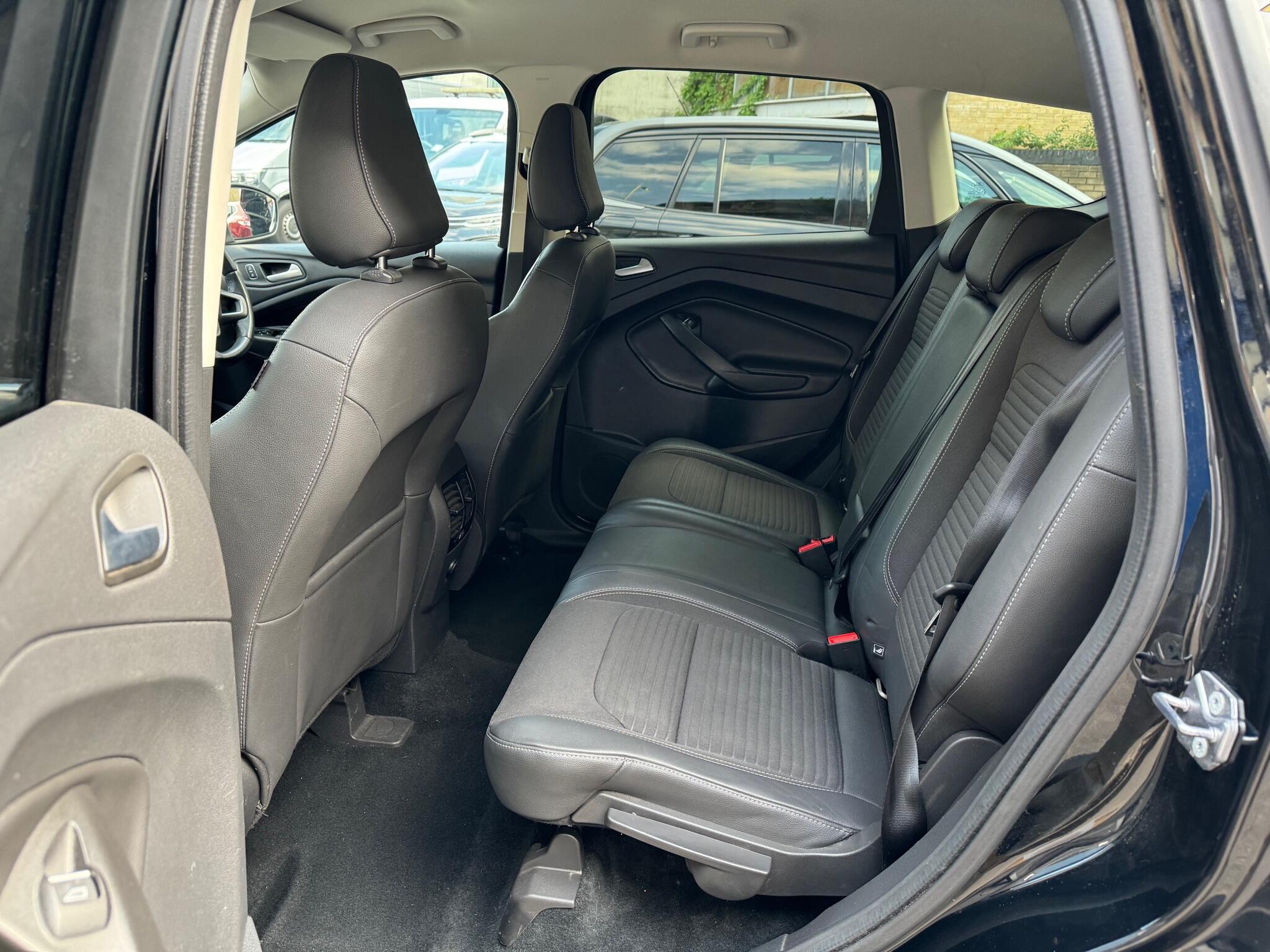 Ford Kuga view 13