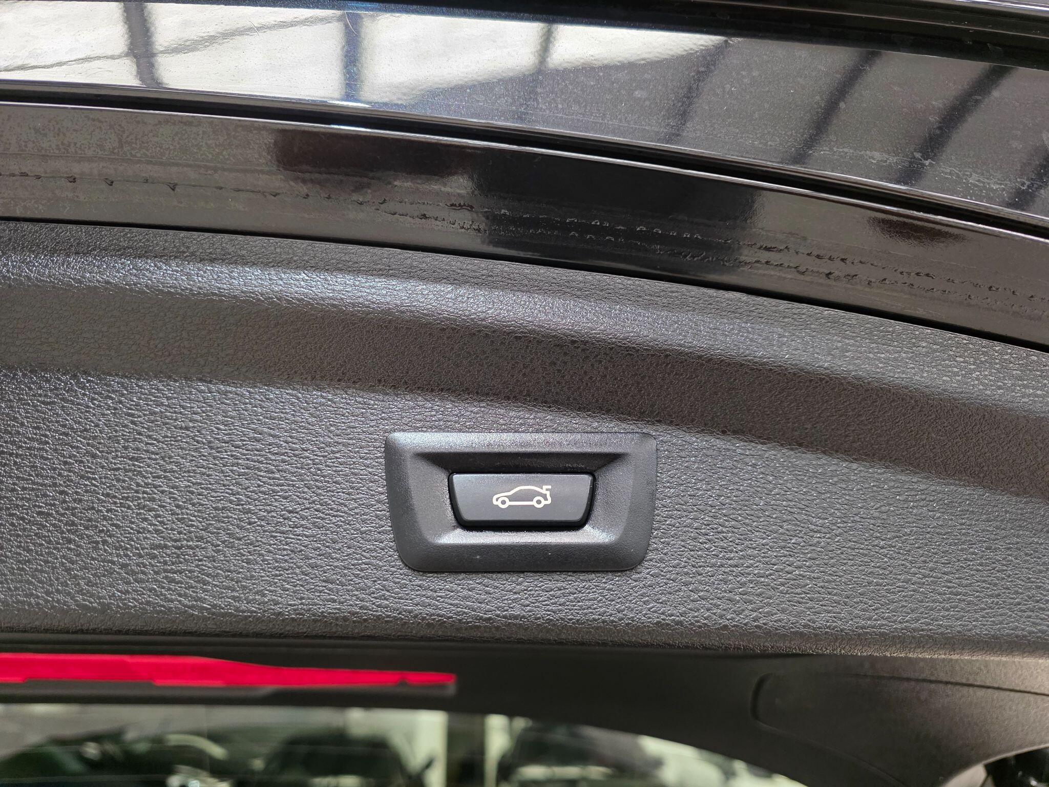 BMW X2 view 29