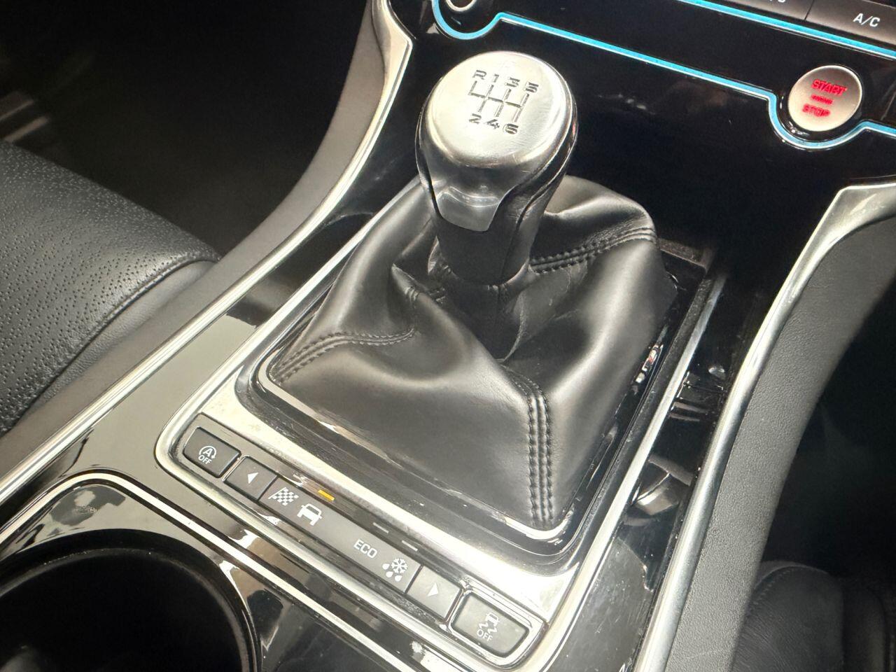 Jaguar XF view 40