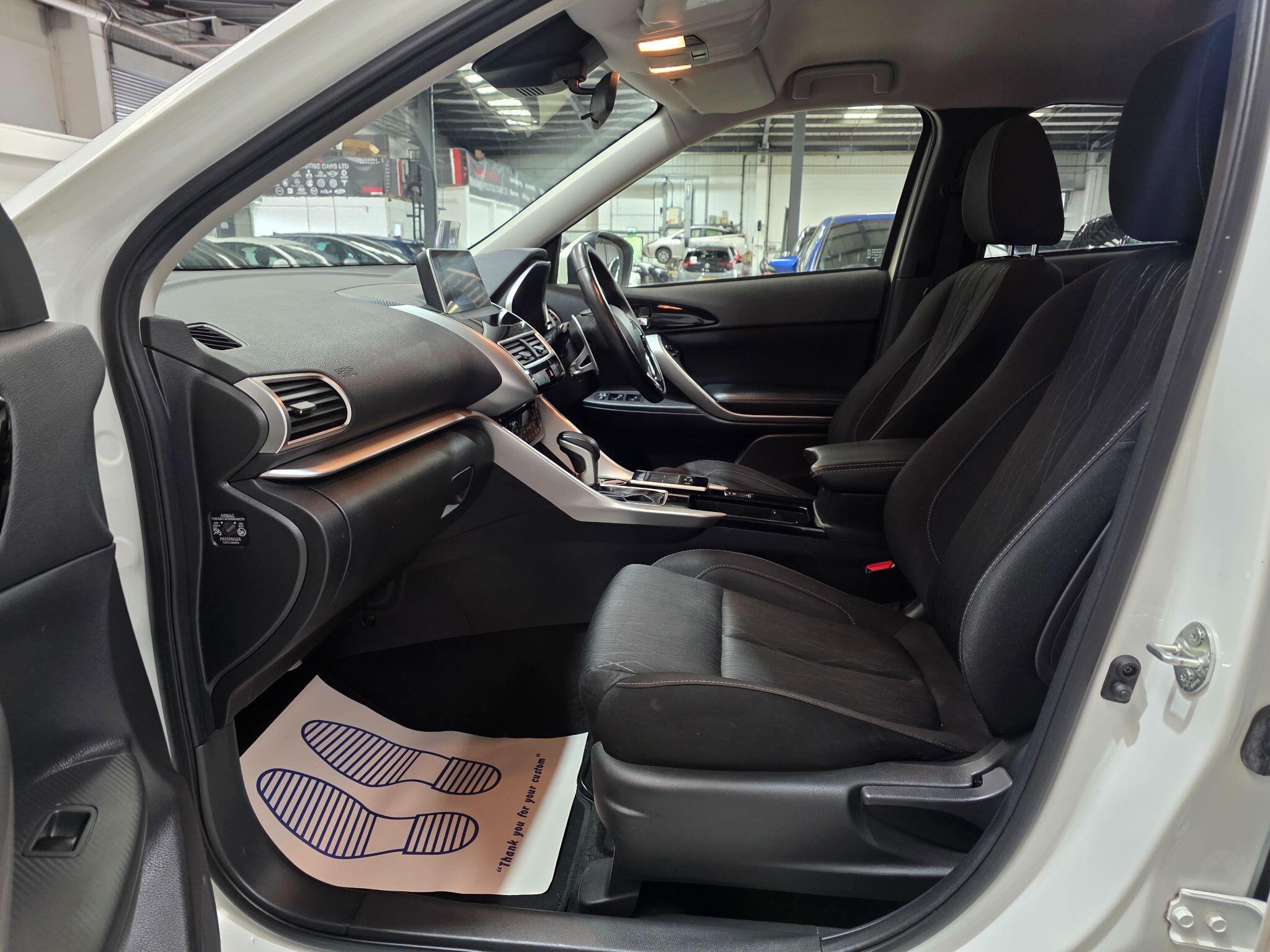 Mitsubishi Eclipse Cross view 25