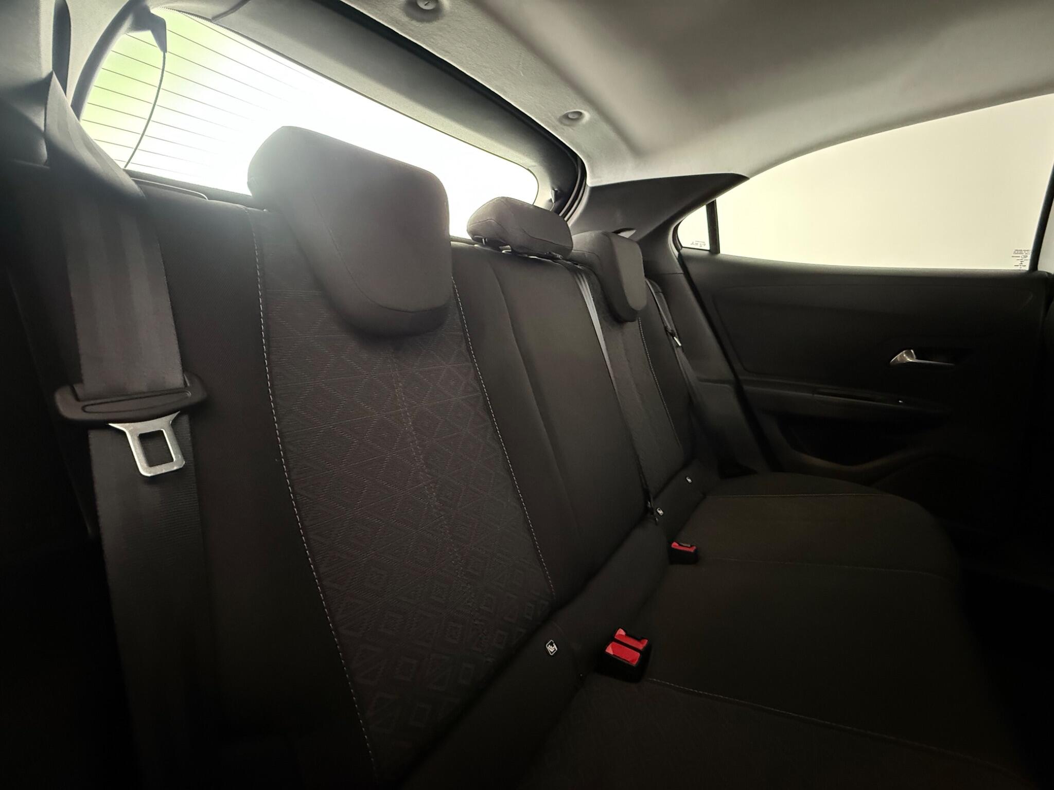 Vauxhall Mokka view 27