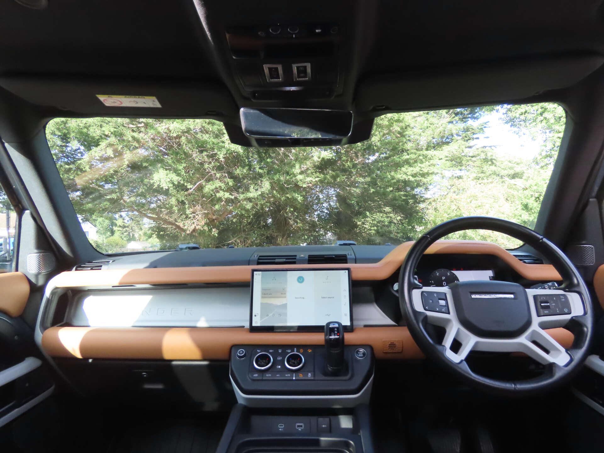 Land Rover Defender view 9
