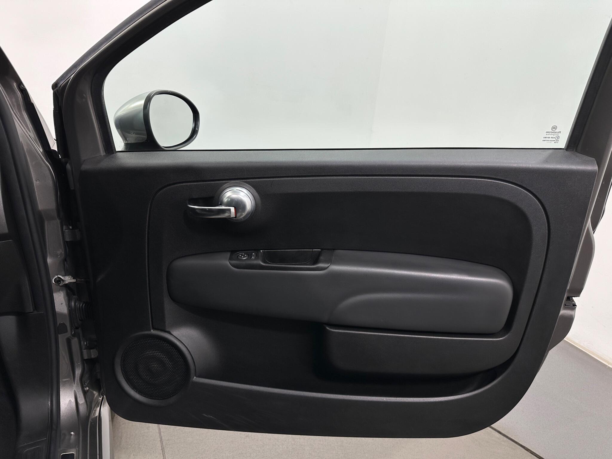 Abarth 595 view 32