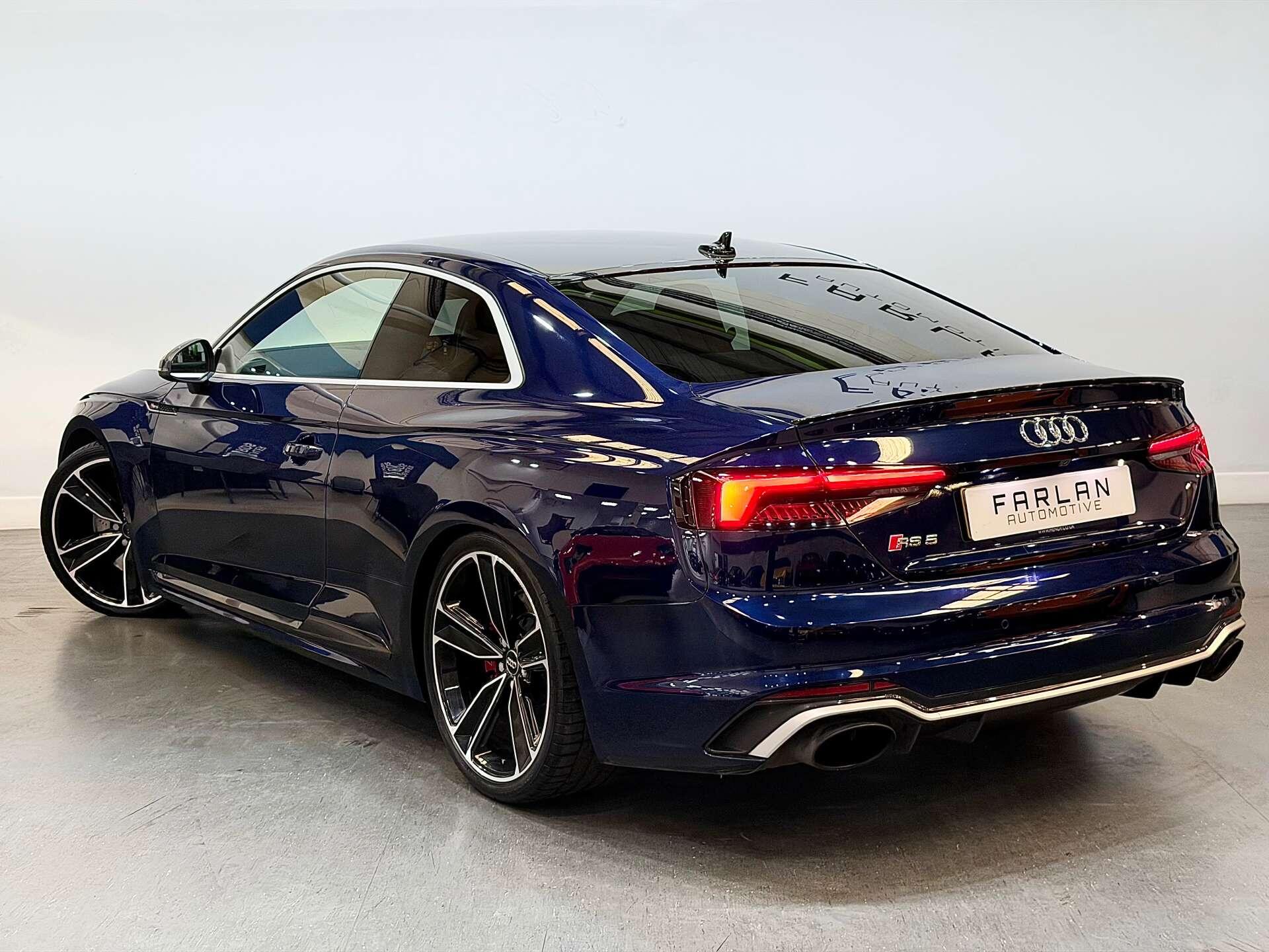 Audi RS5 view 18