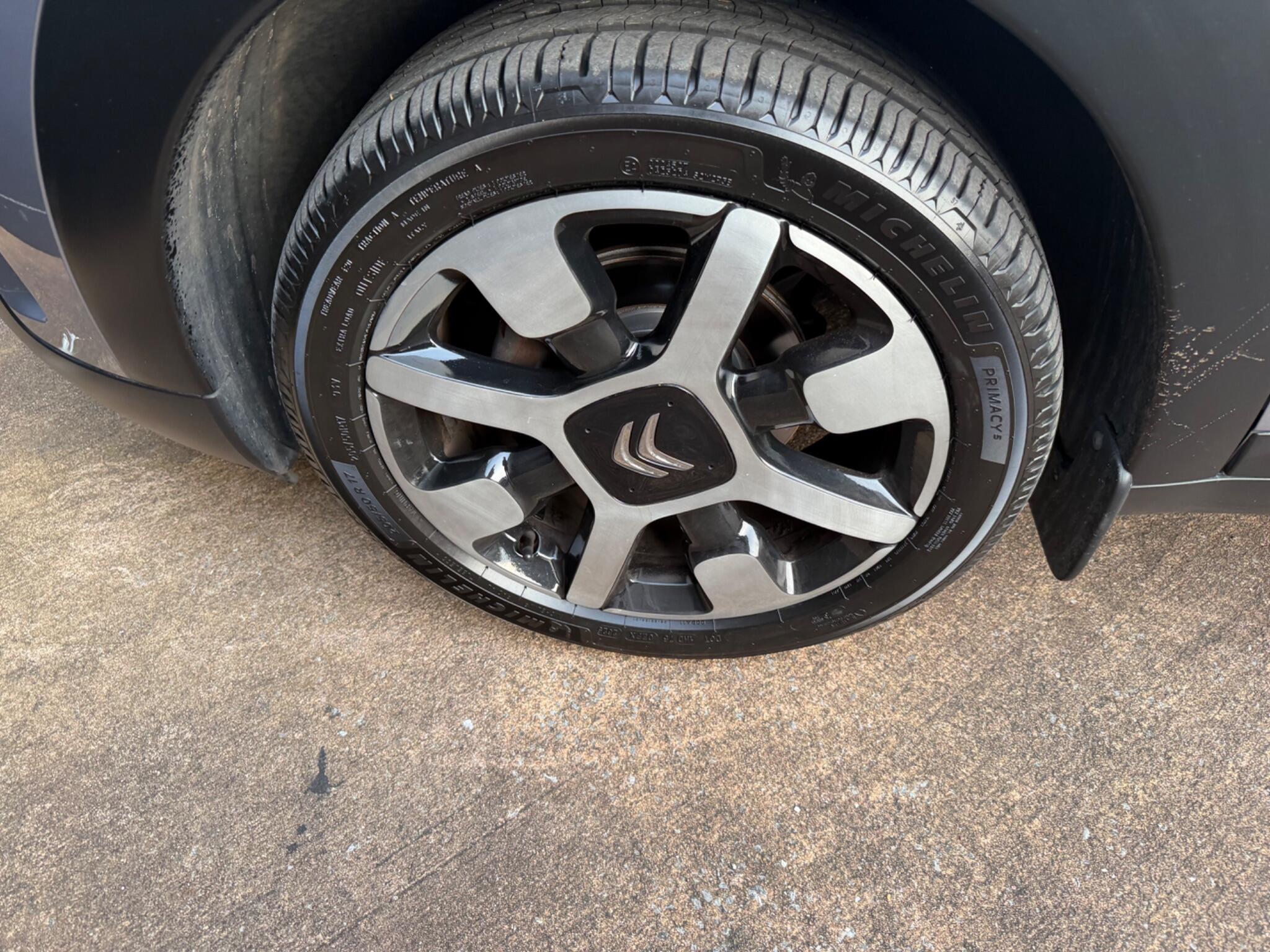 Citroen C4 Cactus view 18
