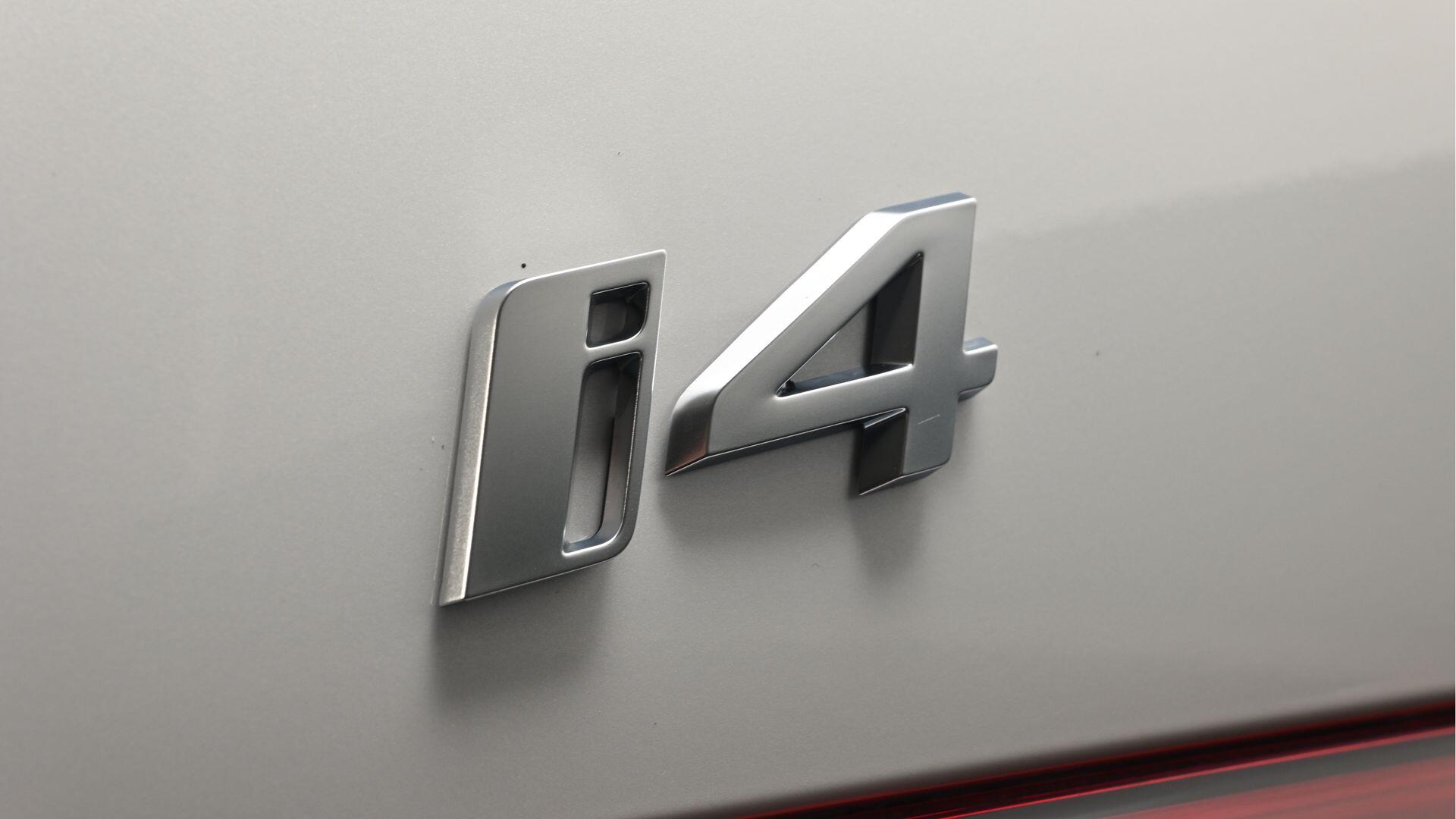 BMW i4 view 33