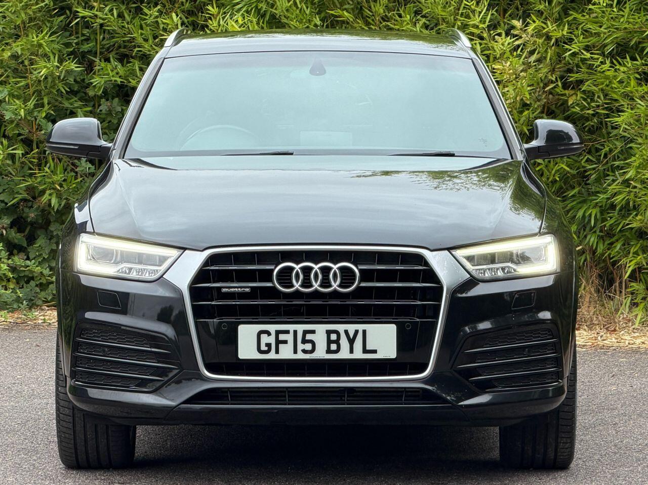Audi Audi Q3 view 5