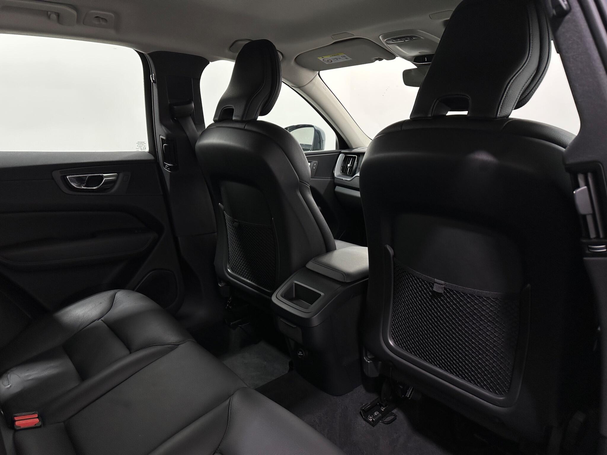 Volvo XC60 view 41