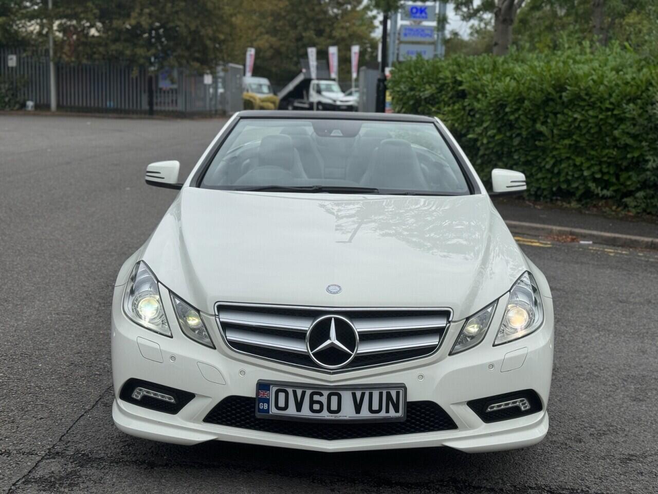 Mercedes-Benz E-Class view 11