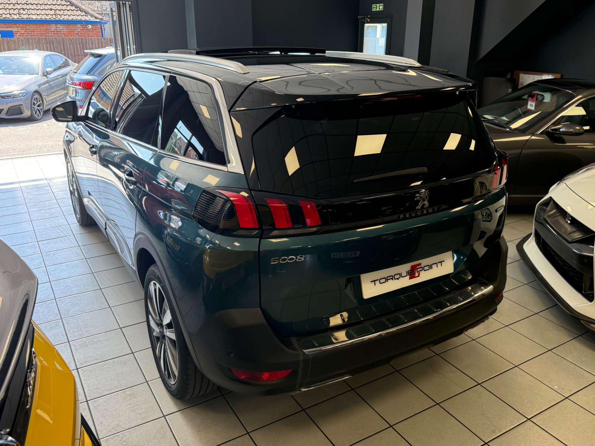 Peugeot 5008 view 27