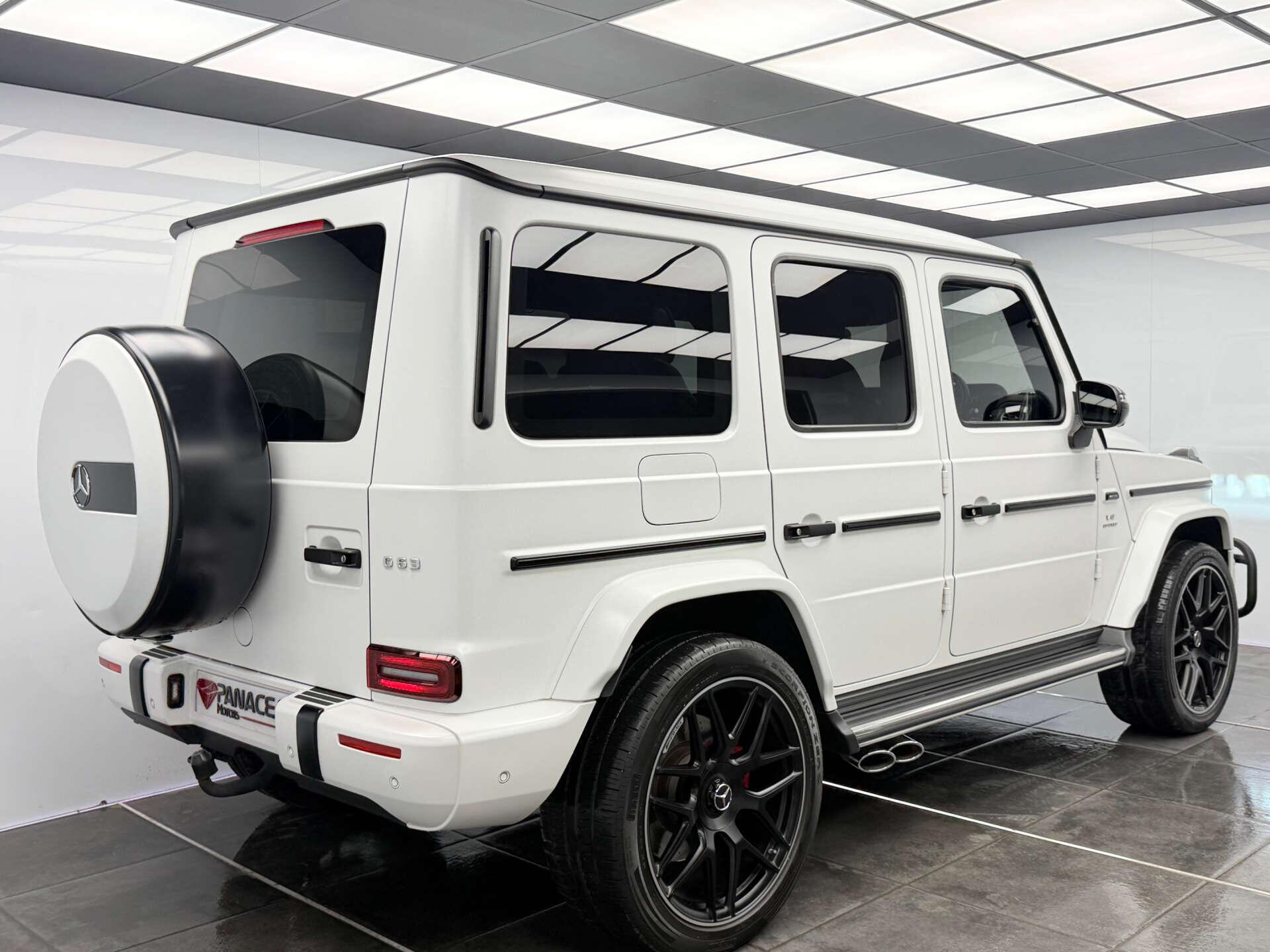 Mercedes-Benz G-Class view 4