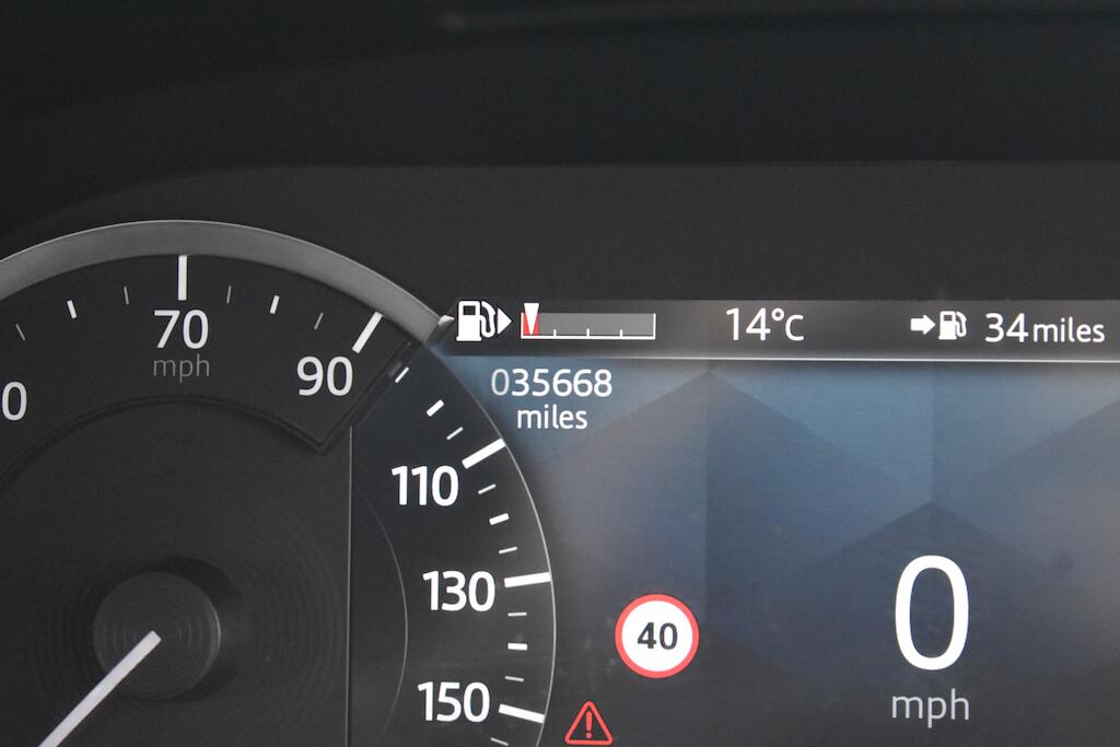 Jaguar E-Pace view 11