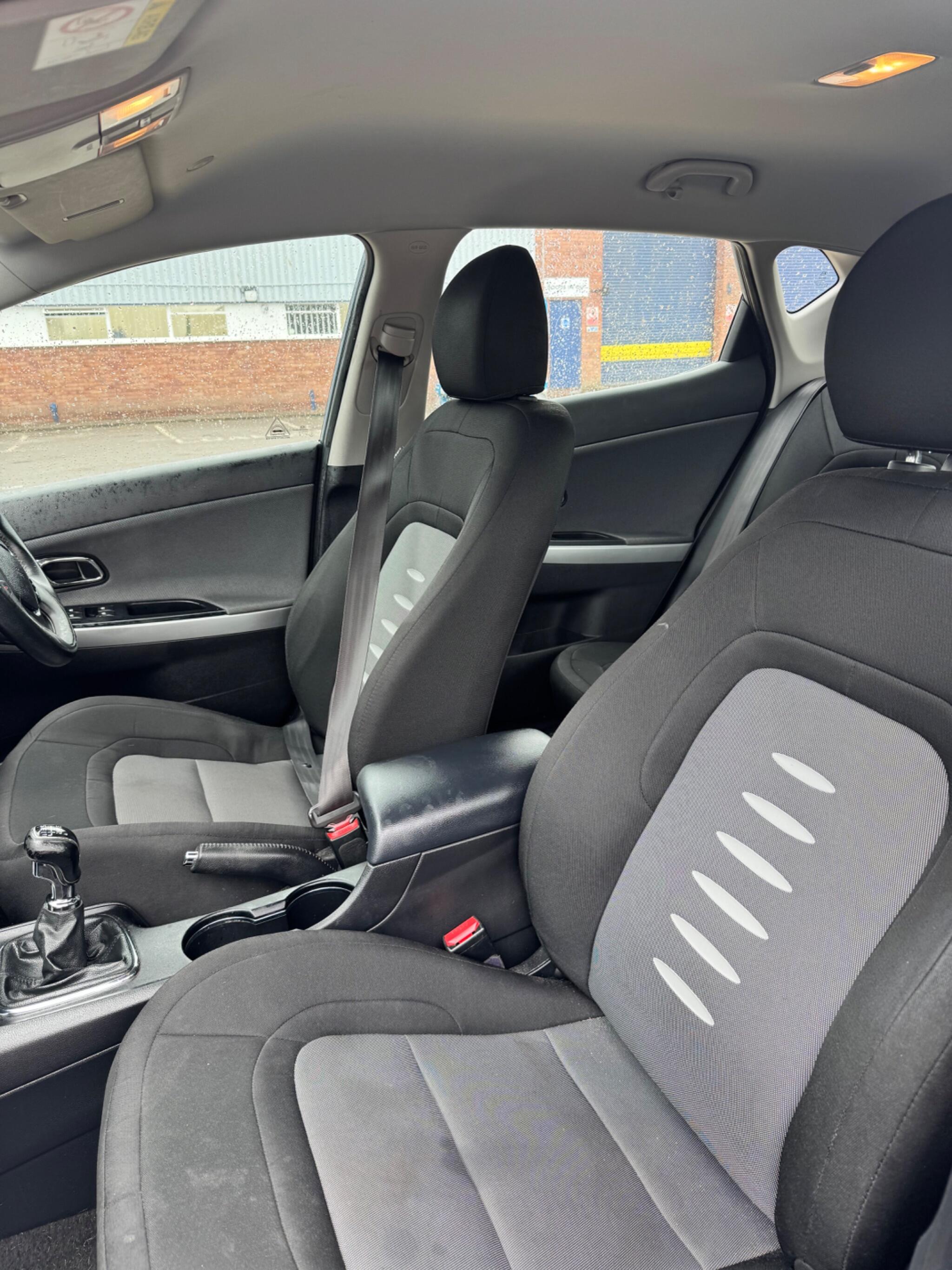 Kia Ceed view 42