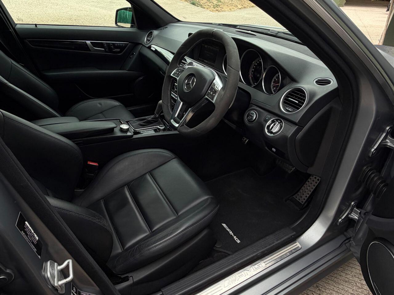 Mercedes-Benz C Class view 47