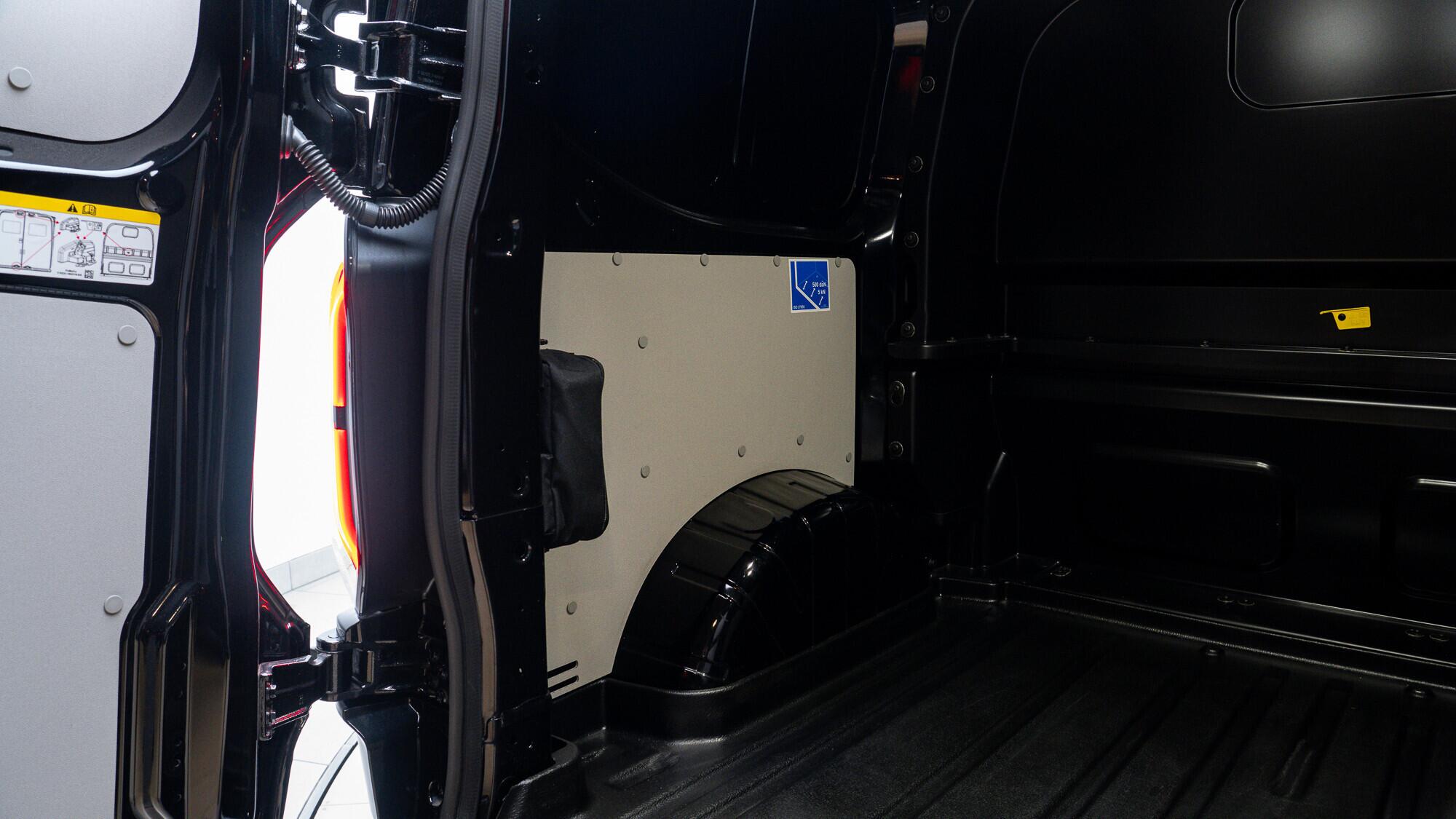 Ford Transit Custom view 42